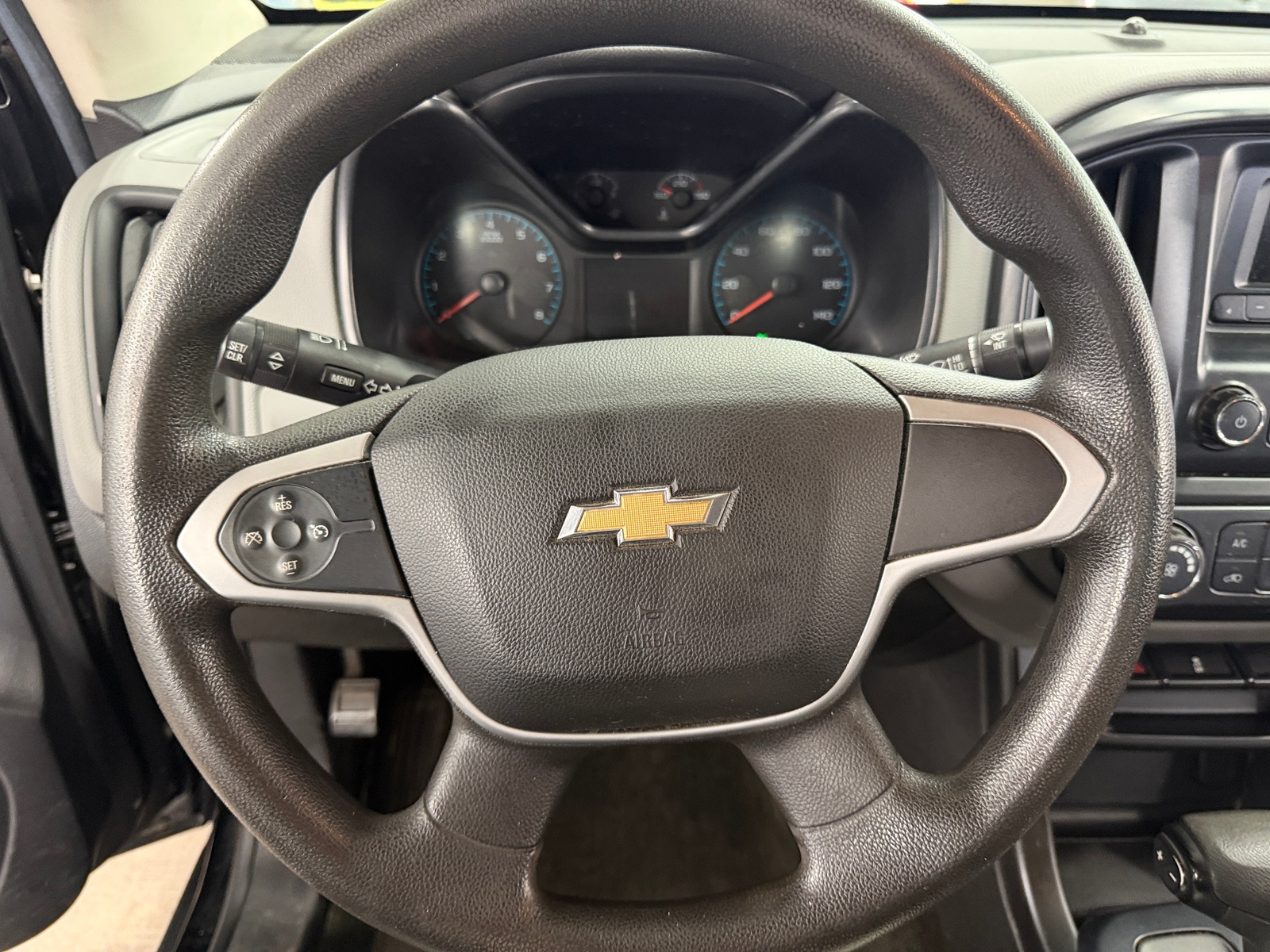 Thumbnail: 2017 Chevrolet Colorado - 5