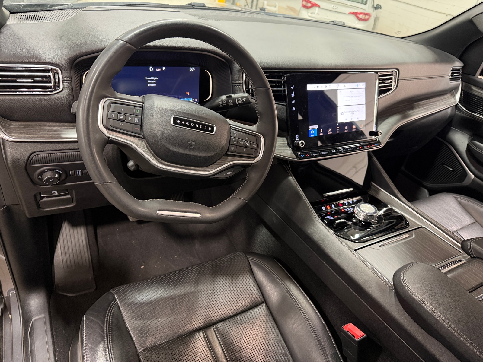 Thumbnail: 2024 Jeep Wagoneer - 2