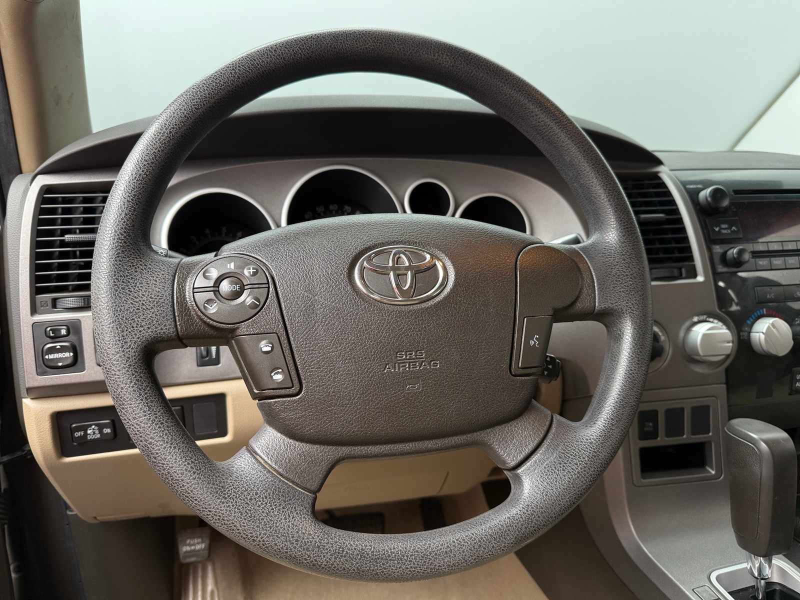 Thumbnail: 2010 Toyota Tundra - 5