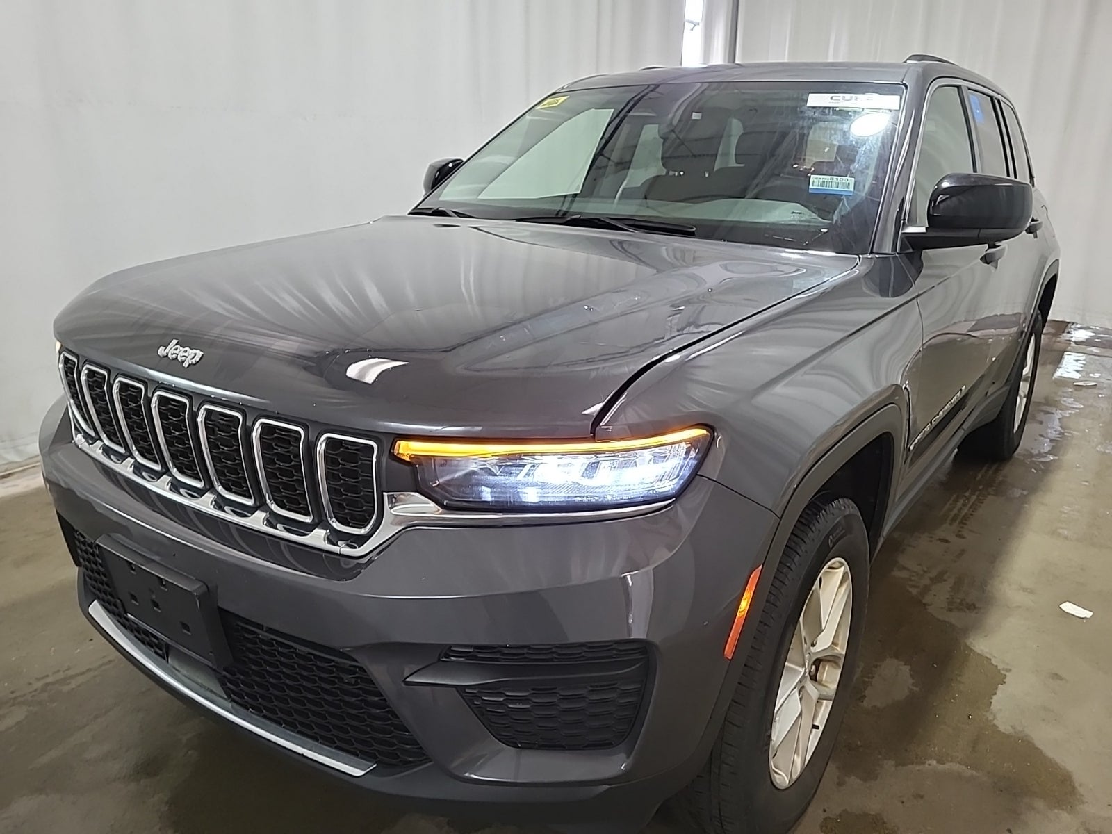 2023 Jeep Grand Cherokee Laredo X