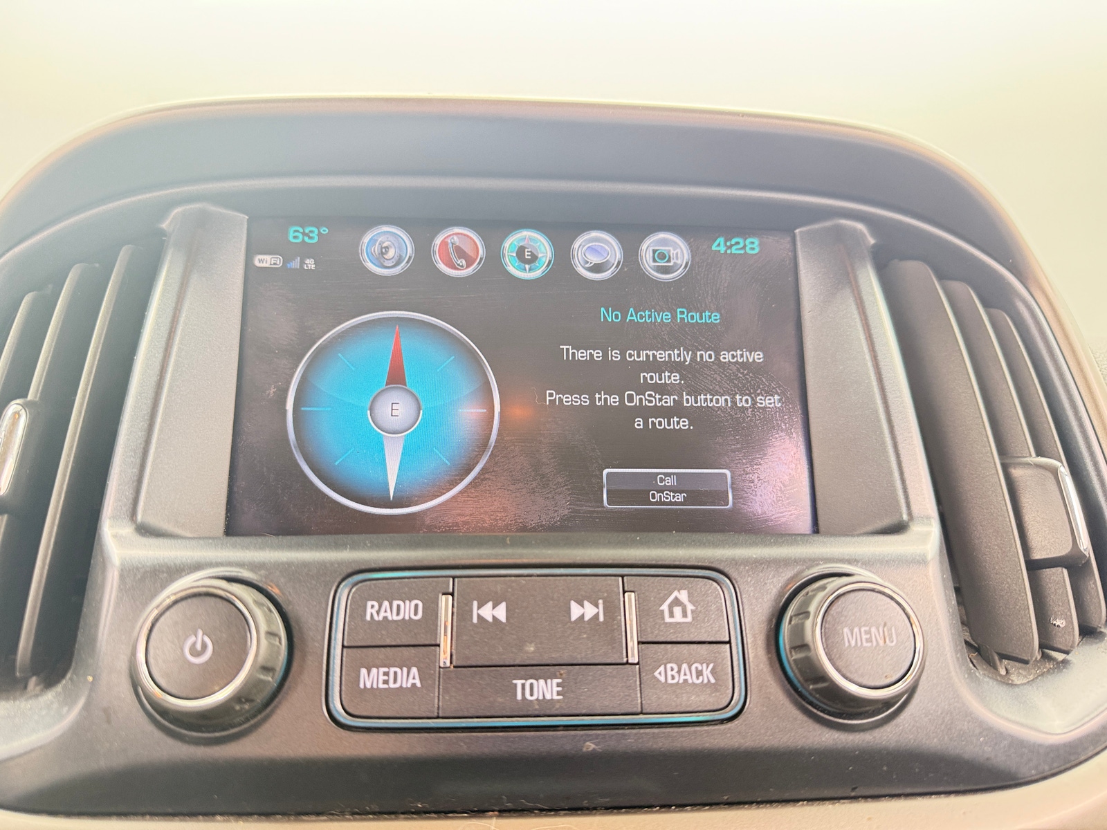 Thumbnail: 2018 Chevrolet Colorado - 3