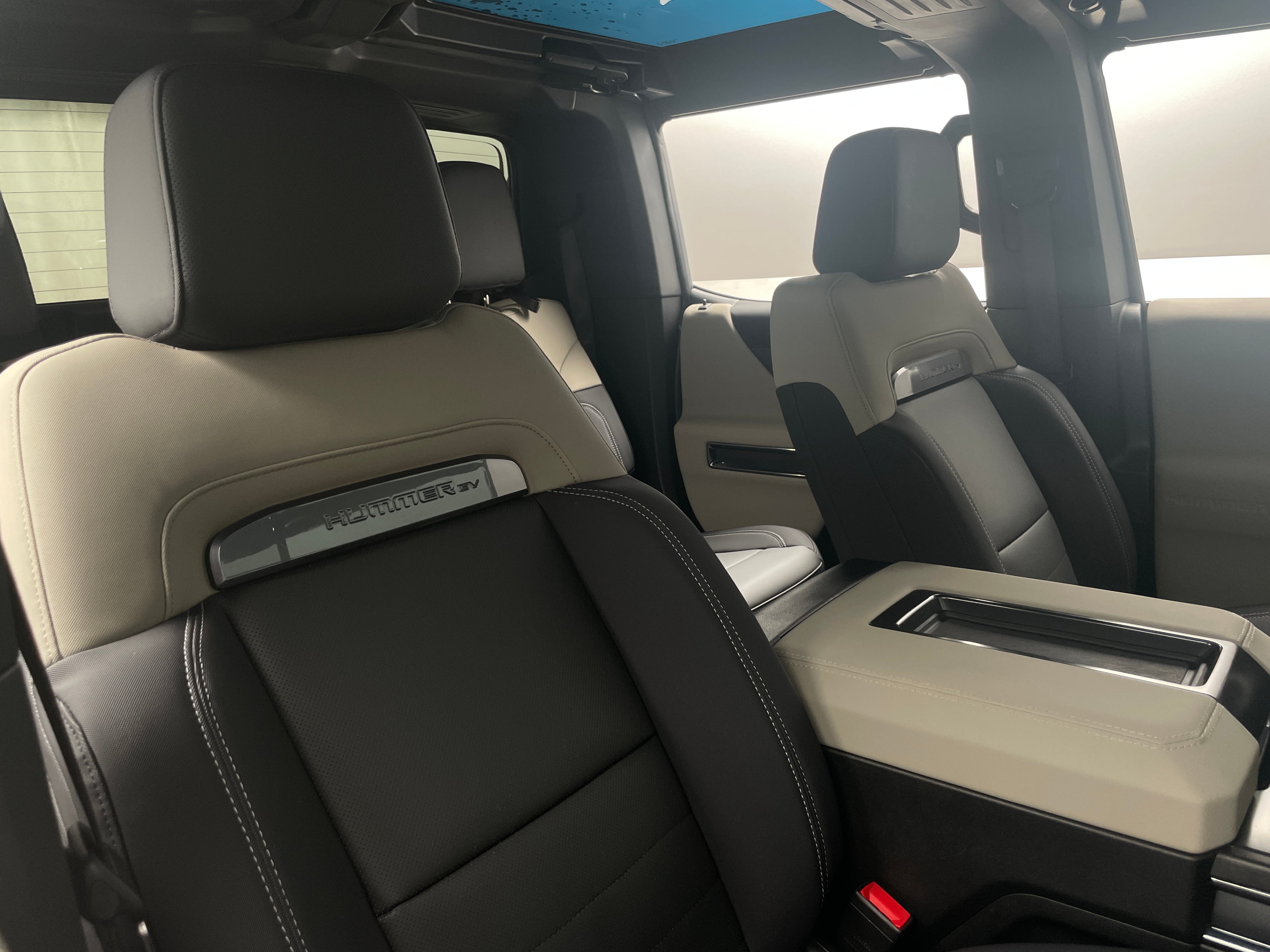 Used 2026 GMC HUMMER EV 2X with VIN 1GT4EBDD5TU600702 for sale in Oak Creek, WI
