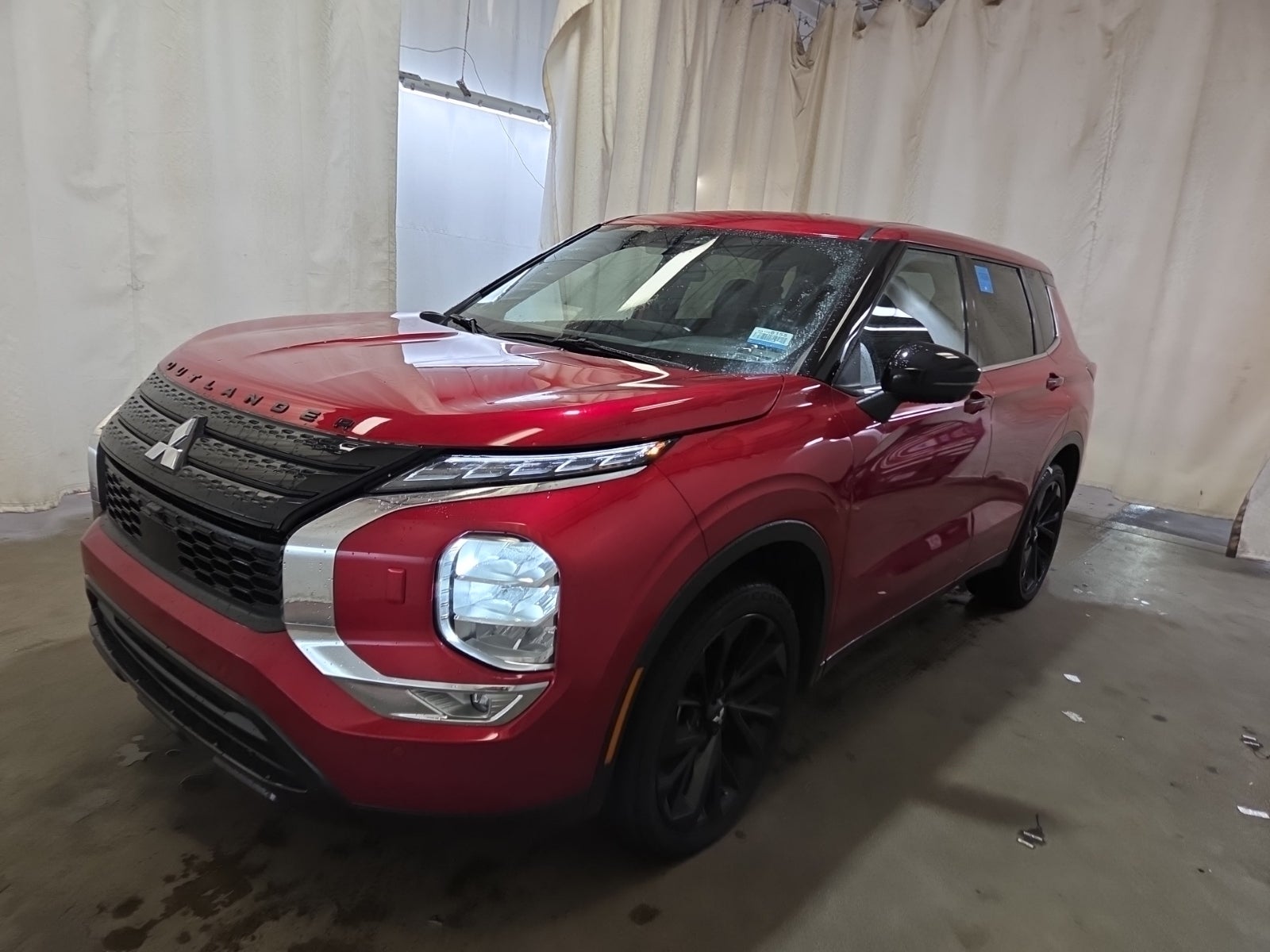 2024 Mitsubishi Outlander SE Black Edition
