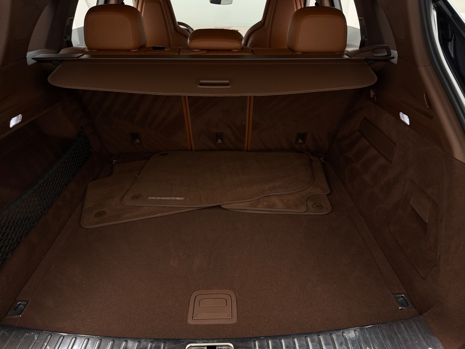 Thumbnail: 2021 Porsche Cayenne - 6