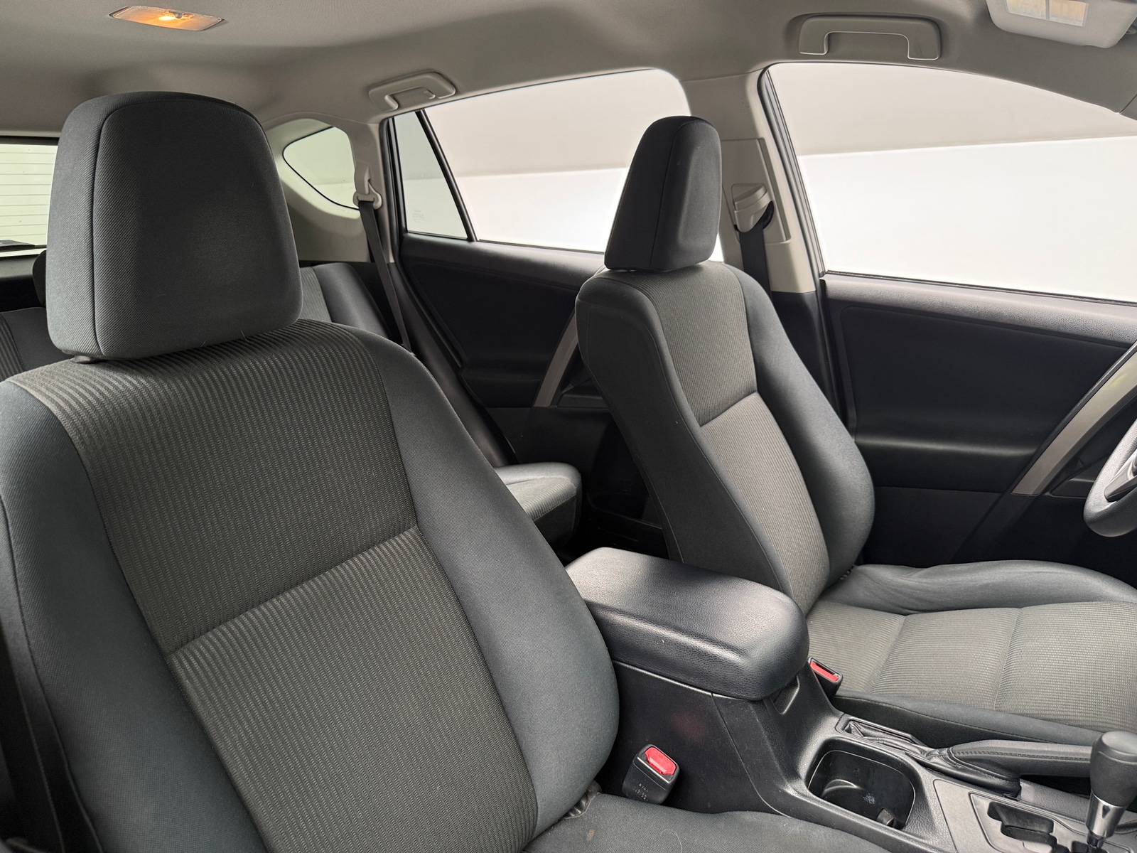 Thumbnail: 2018 Toyota RAV4 - 2