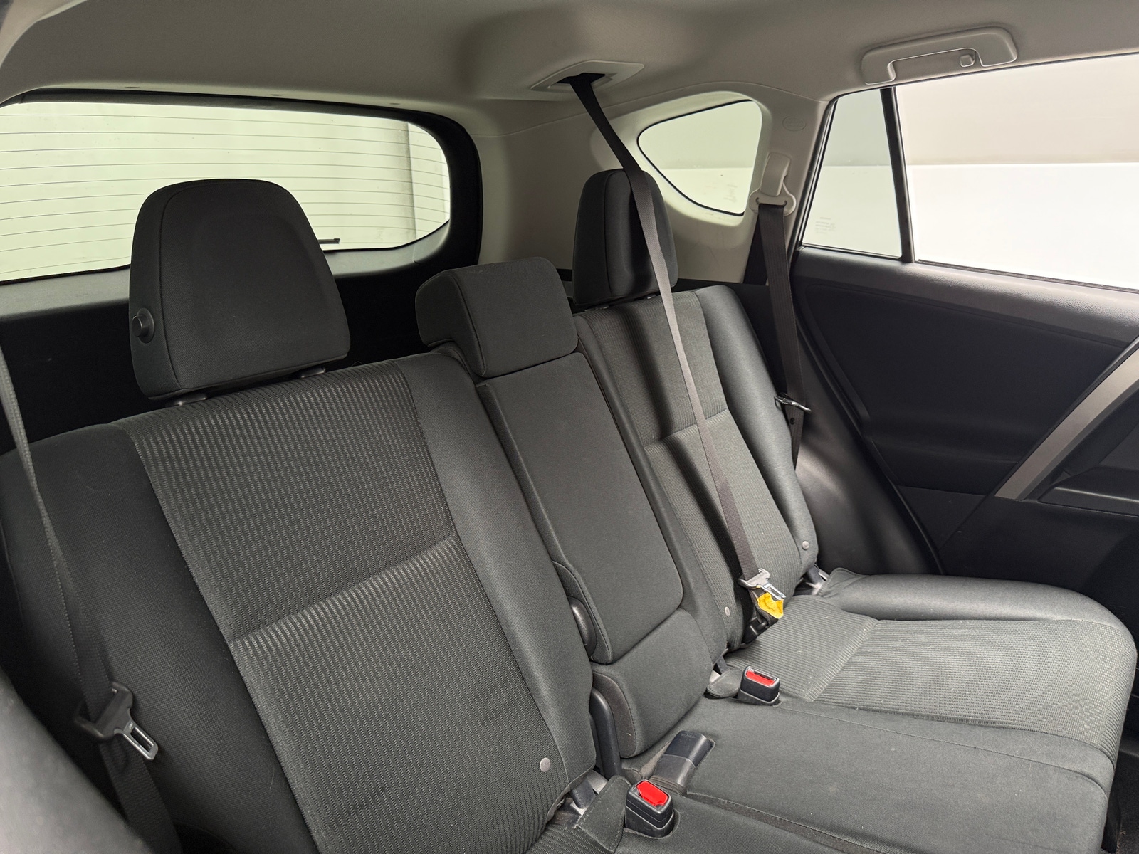 Thumbnail: 2018 Toyota RAV4 - 6
