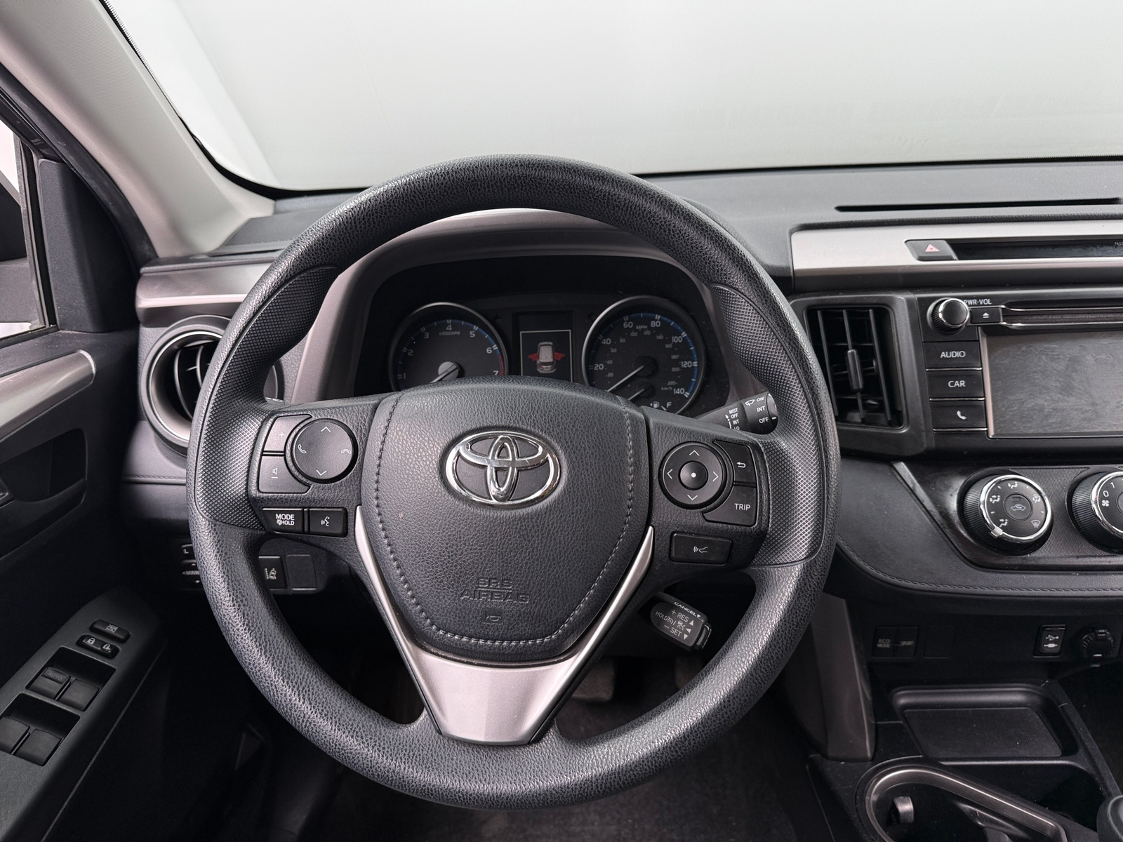 Thumbnail: 2018 Toyota RAV4 - 5