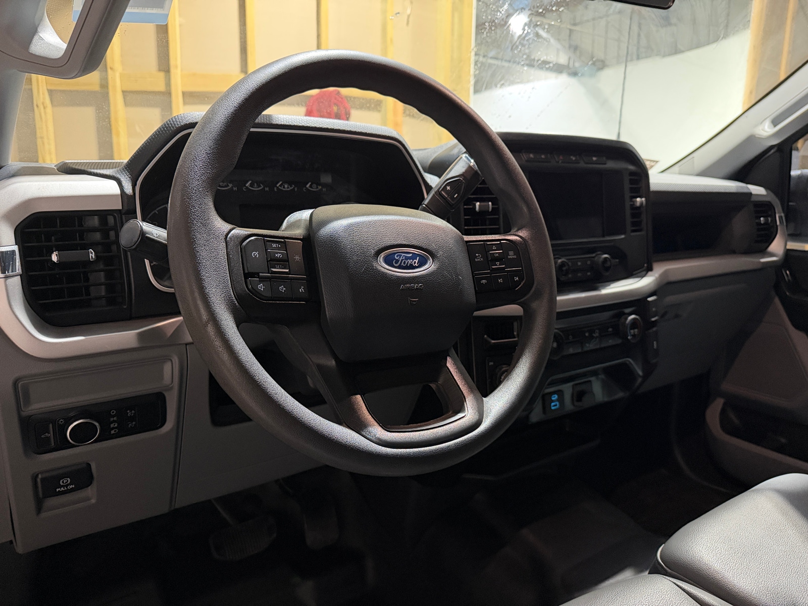 Thumbnail: 2023 Ford Econoline - 3