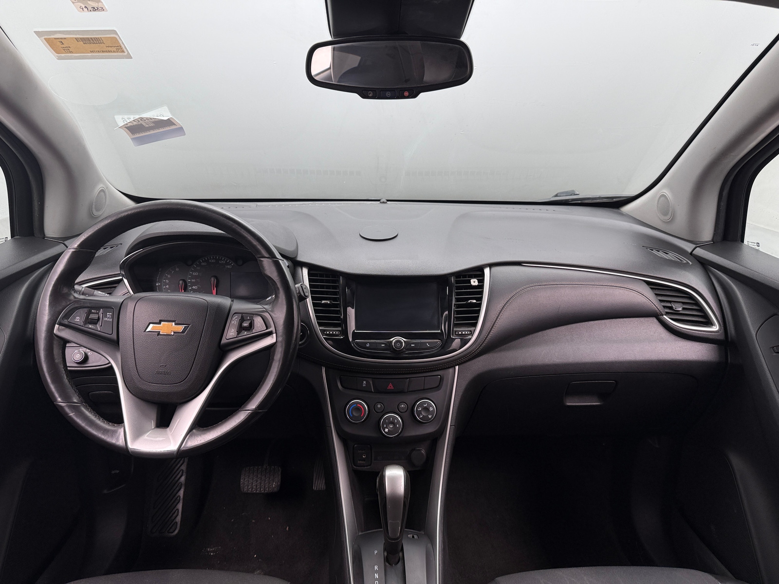 Thumbnail: 2017 Chevrolet Trax - 2
