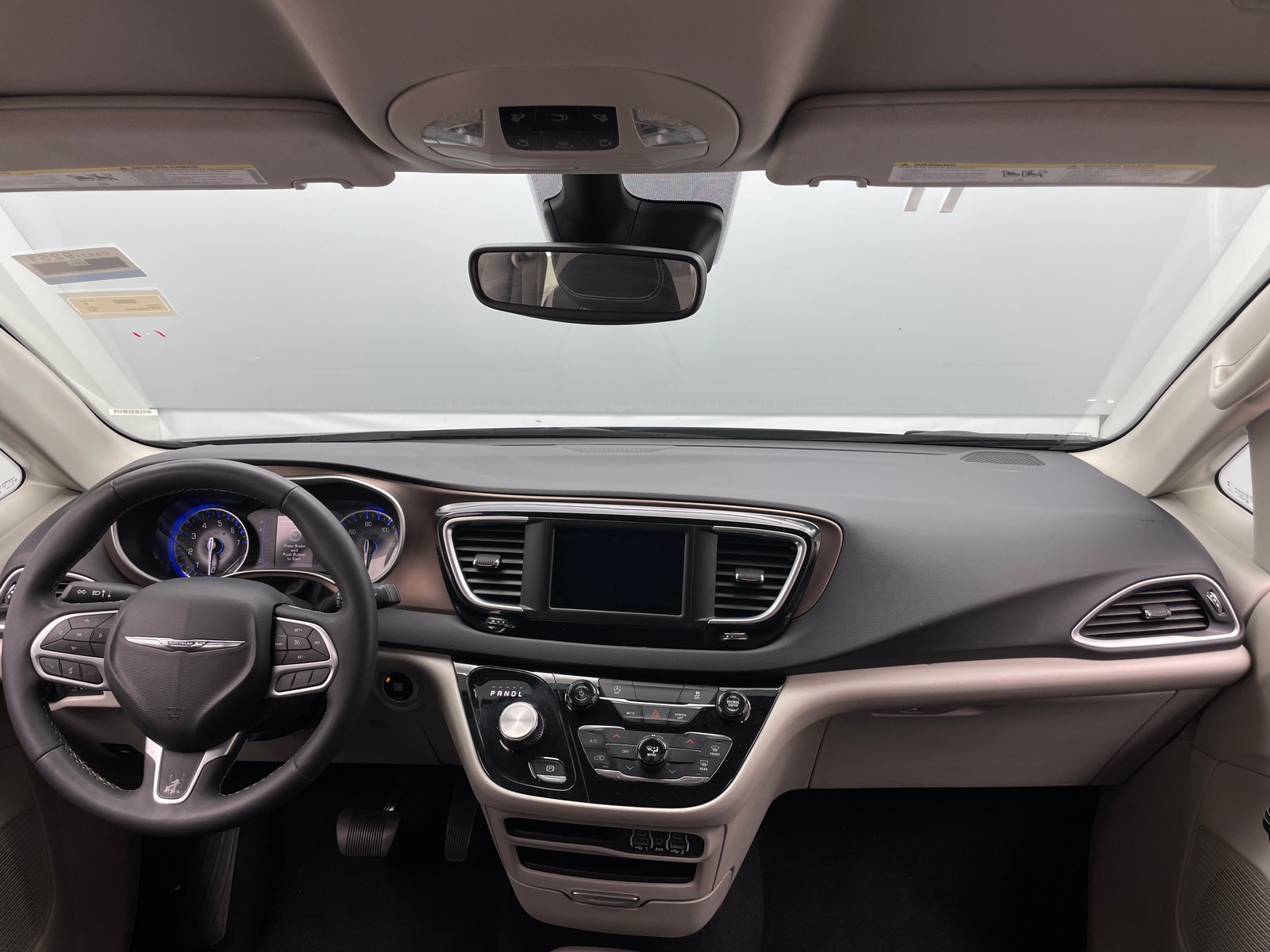 Thumbnail: 2024 Chrysler Voyager - 3