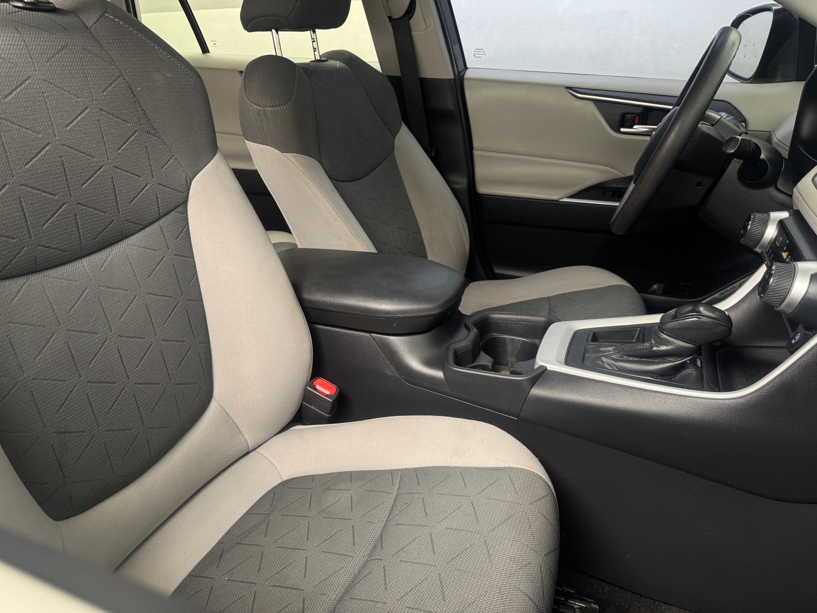Thumbnail: 2021 Toyota RAV4 - 2