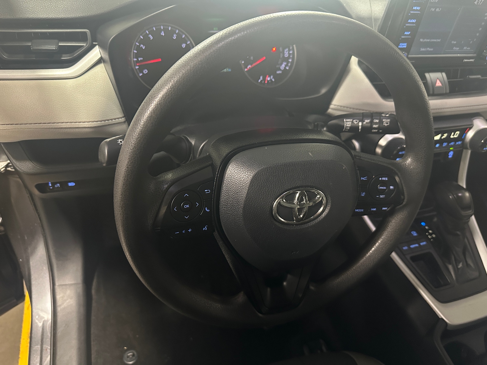Thumbnail: 2021 Toyota RAV4 - 5