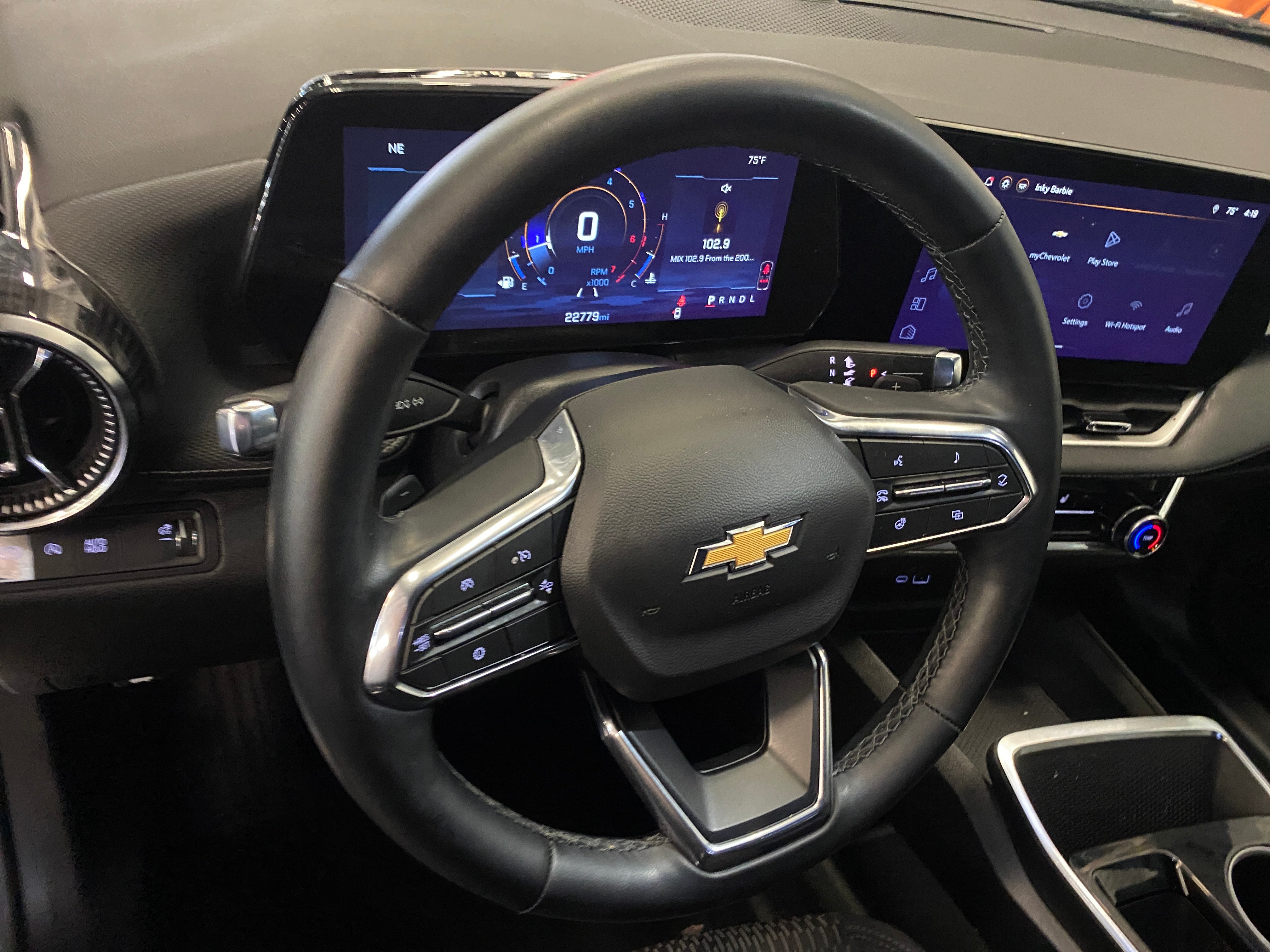 2025 Chevrolet Equinox LT, photo 4