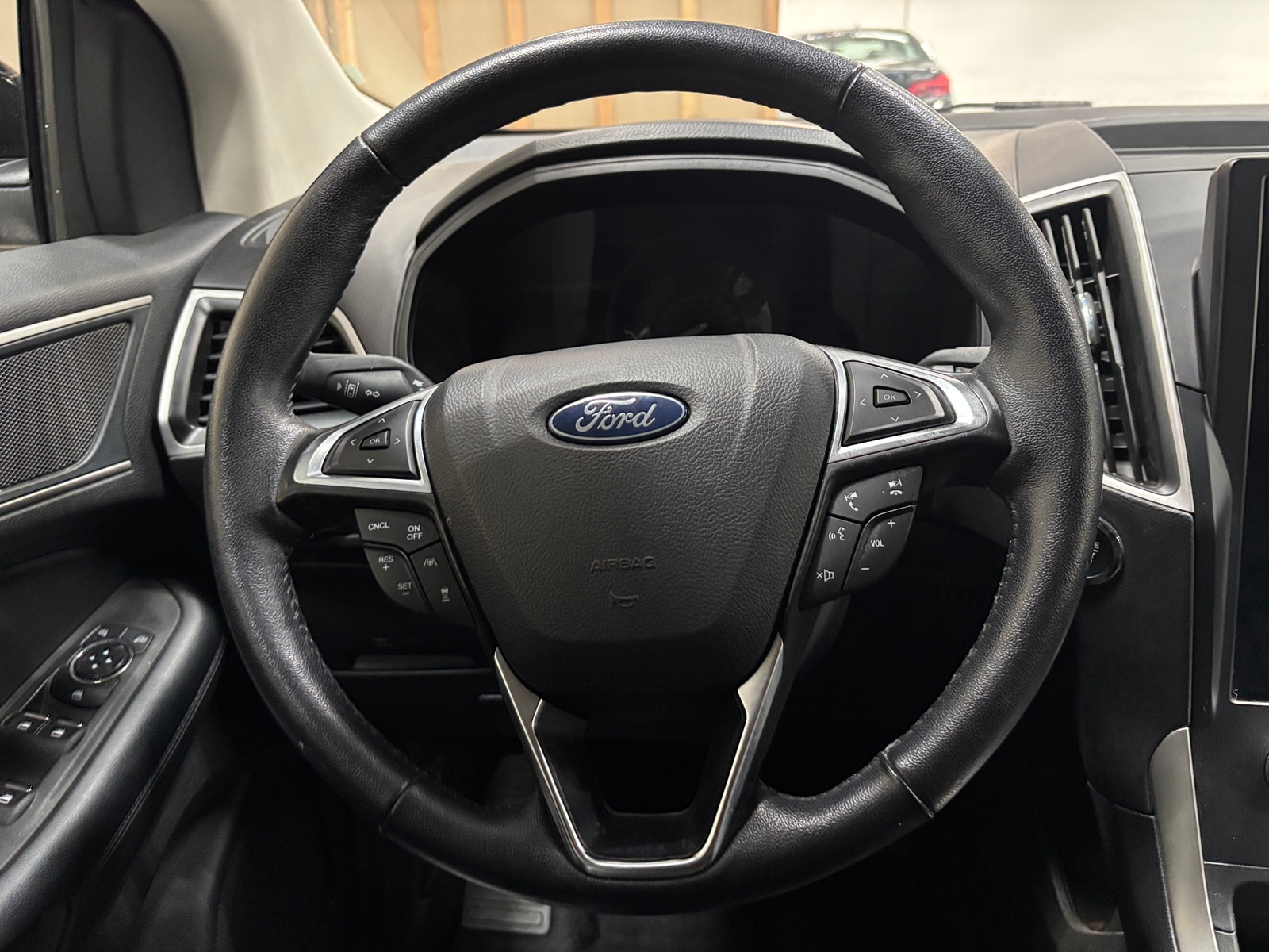 Thumbnail: 2024 Ford Edge - 4
