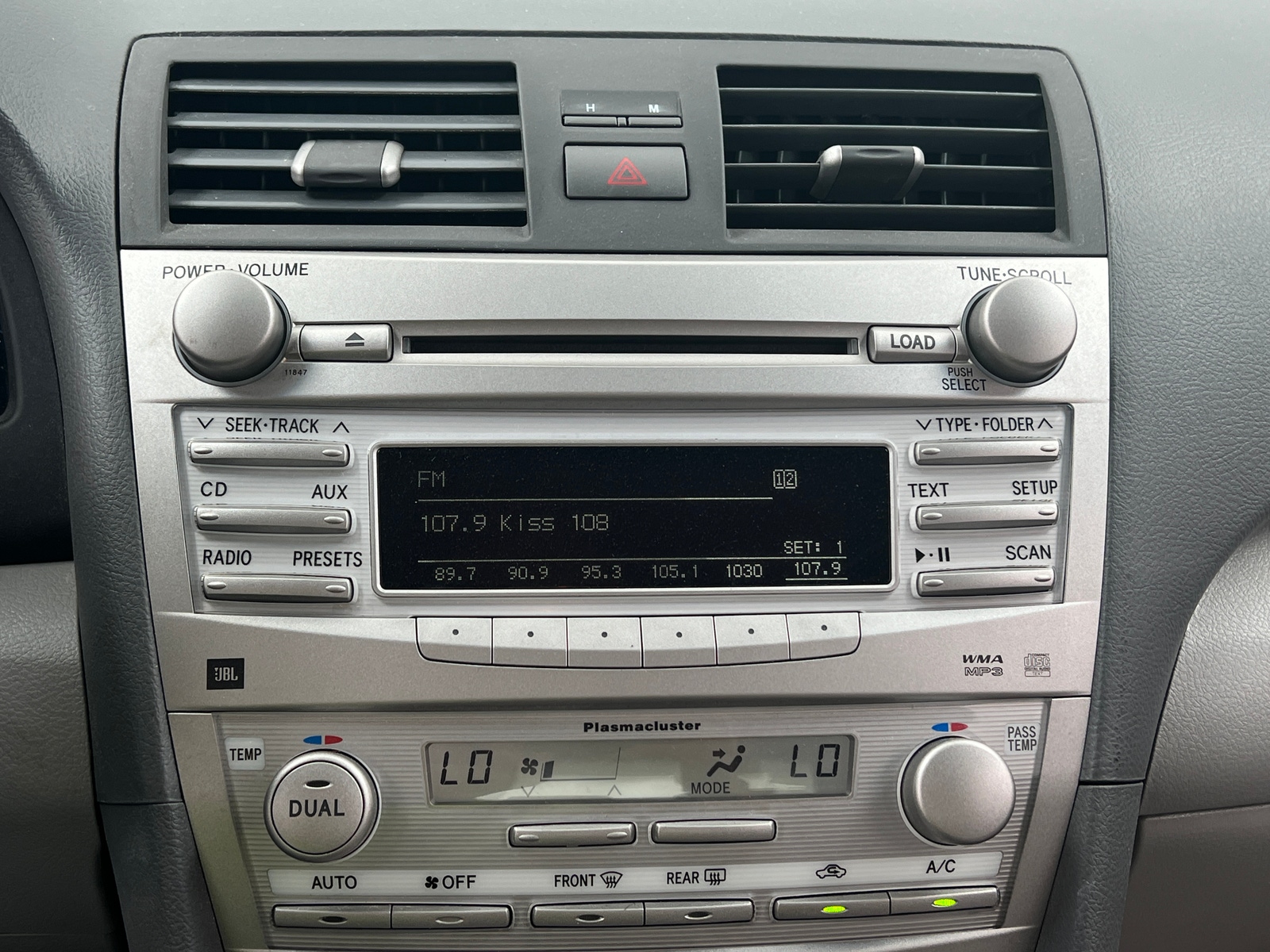 Thumbnail: 2011 Toyota Camry - 4
