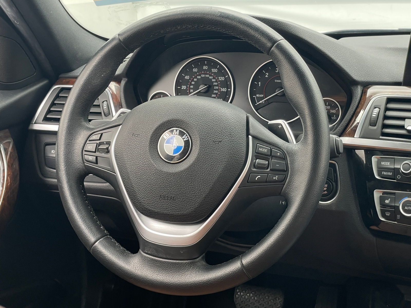 Thumbnail: 2016 BMW 3 Series - 5