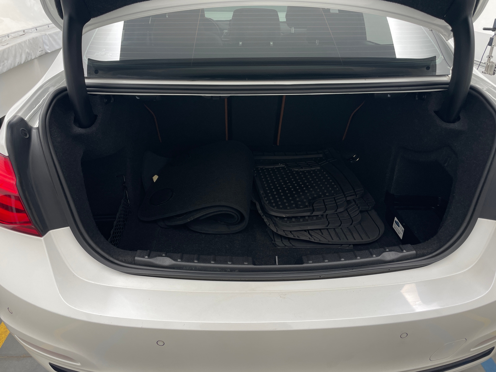 Thumbnail: 2016 BMW 3 Series - 7
