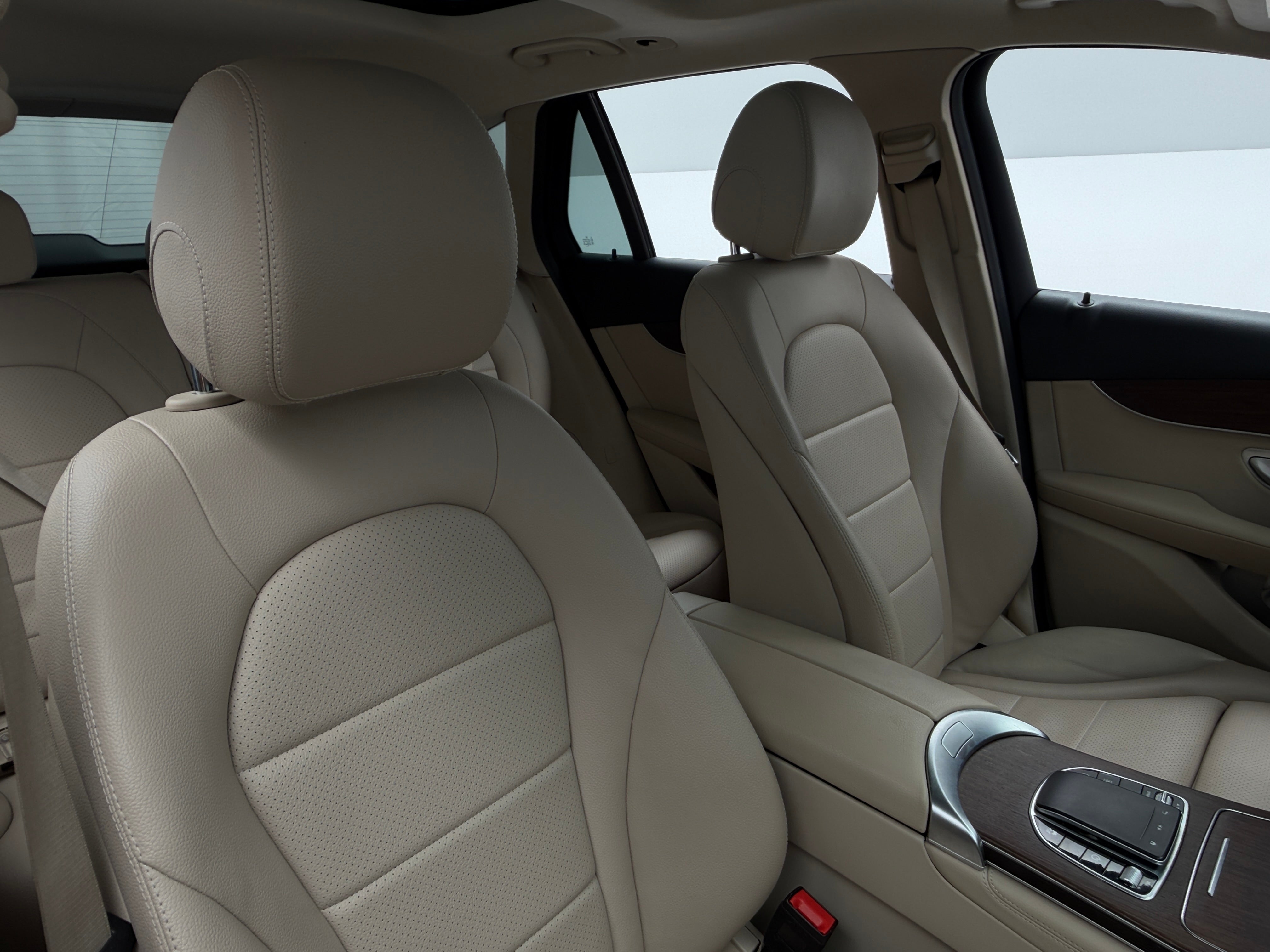 2020 Mercedes-Benz GLC GLC300