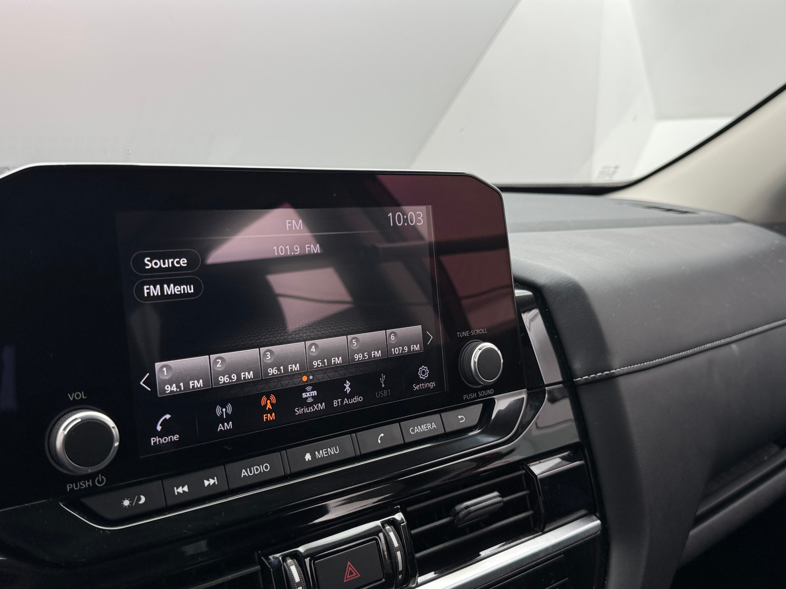 Thumbnail: 2023 Nissan Pathfinder - 4