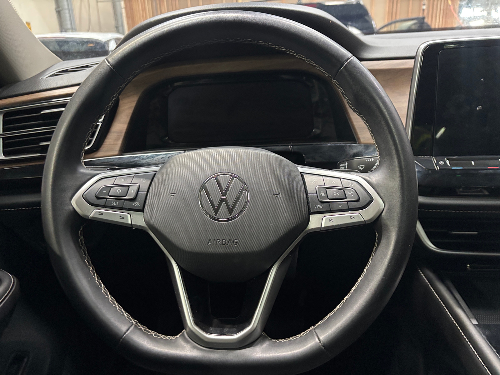 Thumbnail: 2024 Volkswagen Atlas - 5