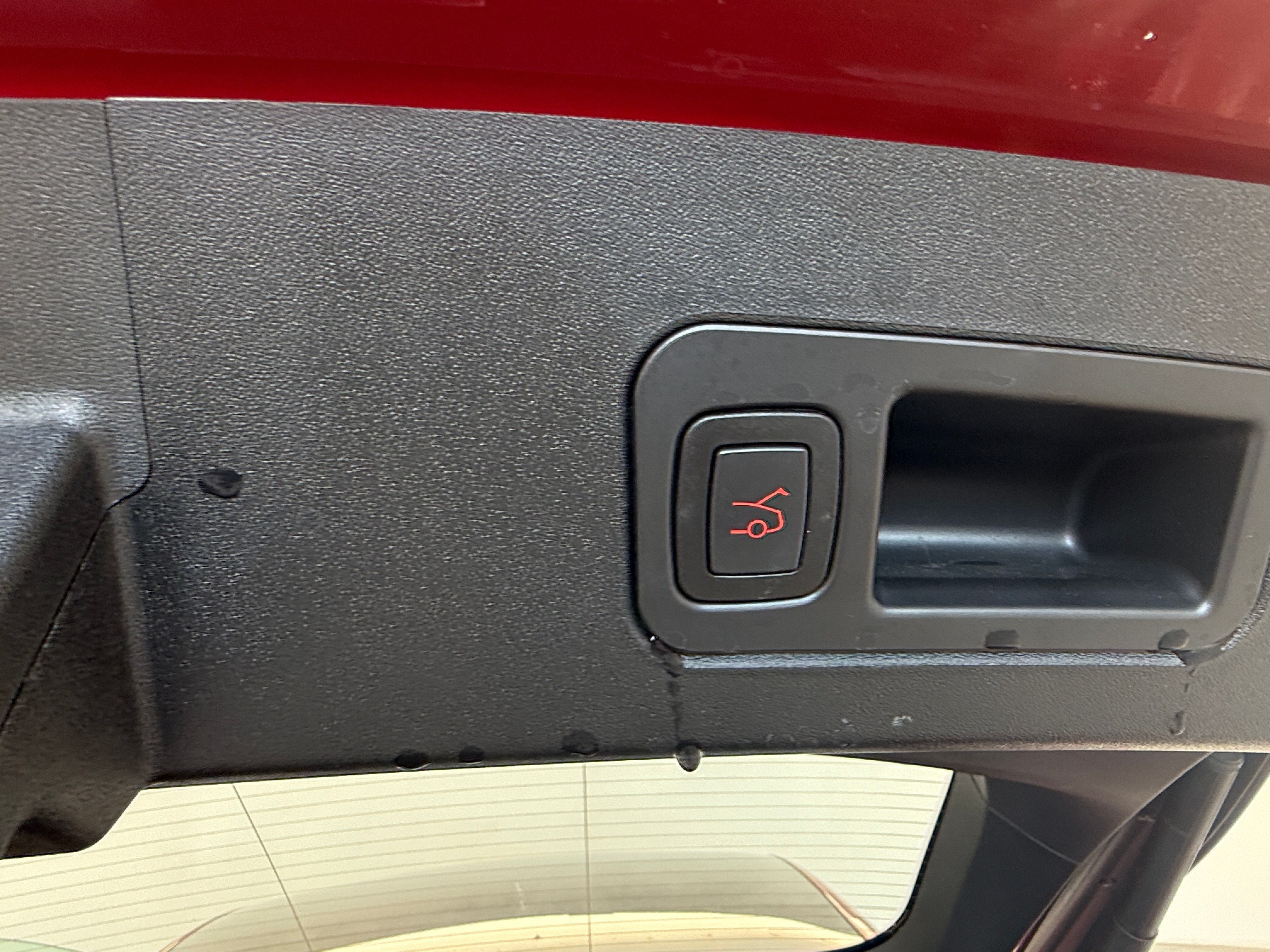 Used 2017 Tesla Model S 75 with VIN 5YJSA1E13HF198213 for sale in Oak Creek, WI