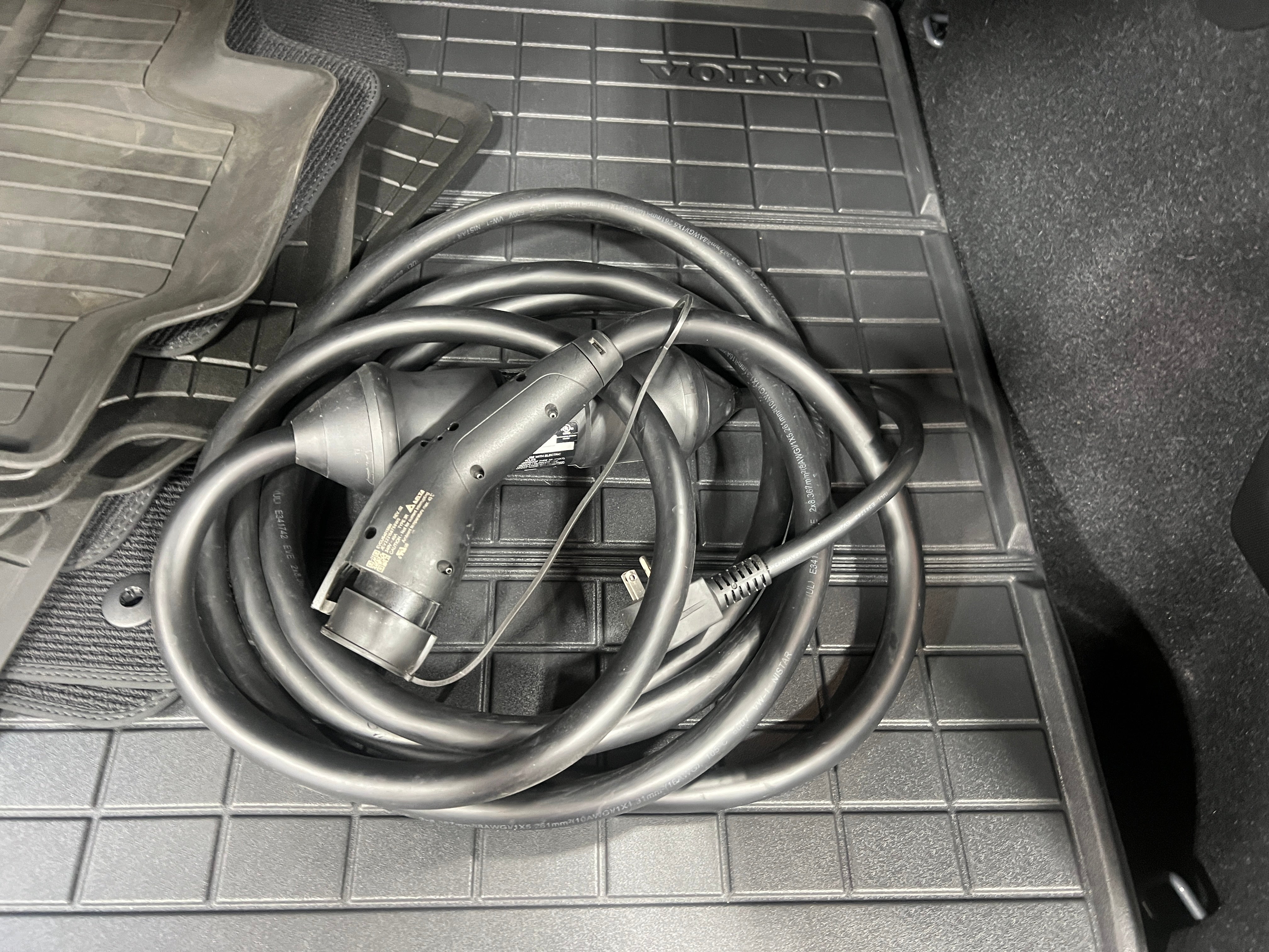 Used 2023 Volvo C40 Ultimate with VIN YV4ED3GM7P2054136 for sale in Auburn, WA