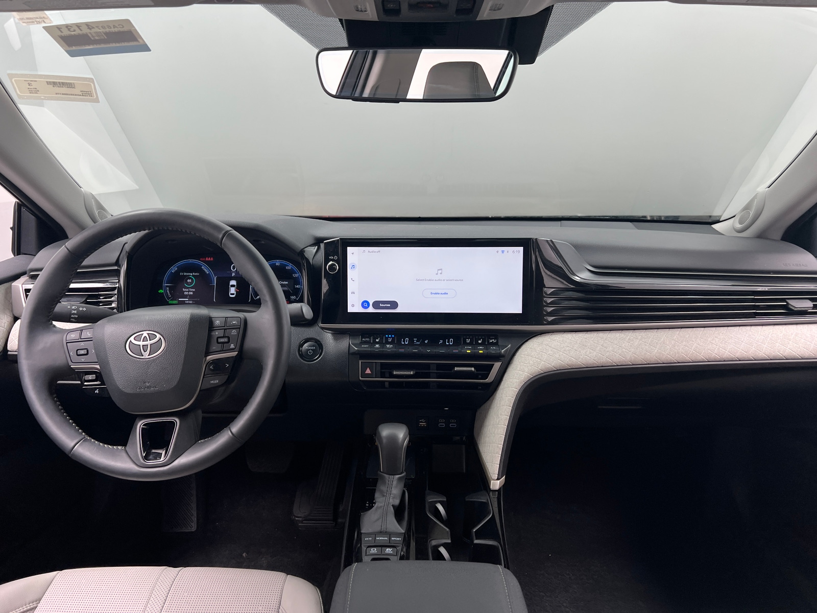 Thumbnail: 2025 Toyota Camry - 3