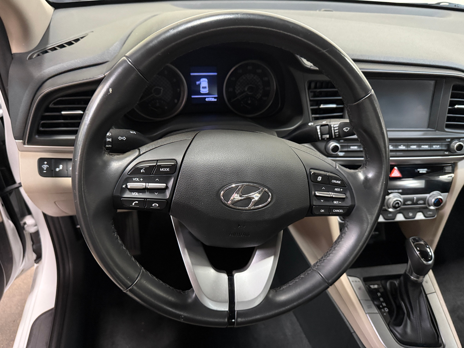 Thumbnail: 2020 Hyundai Elantra - 5