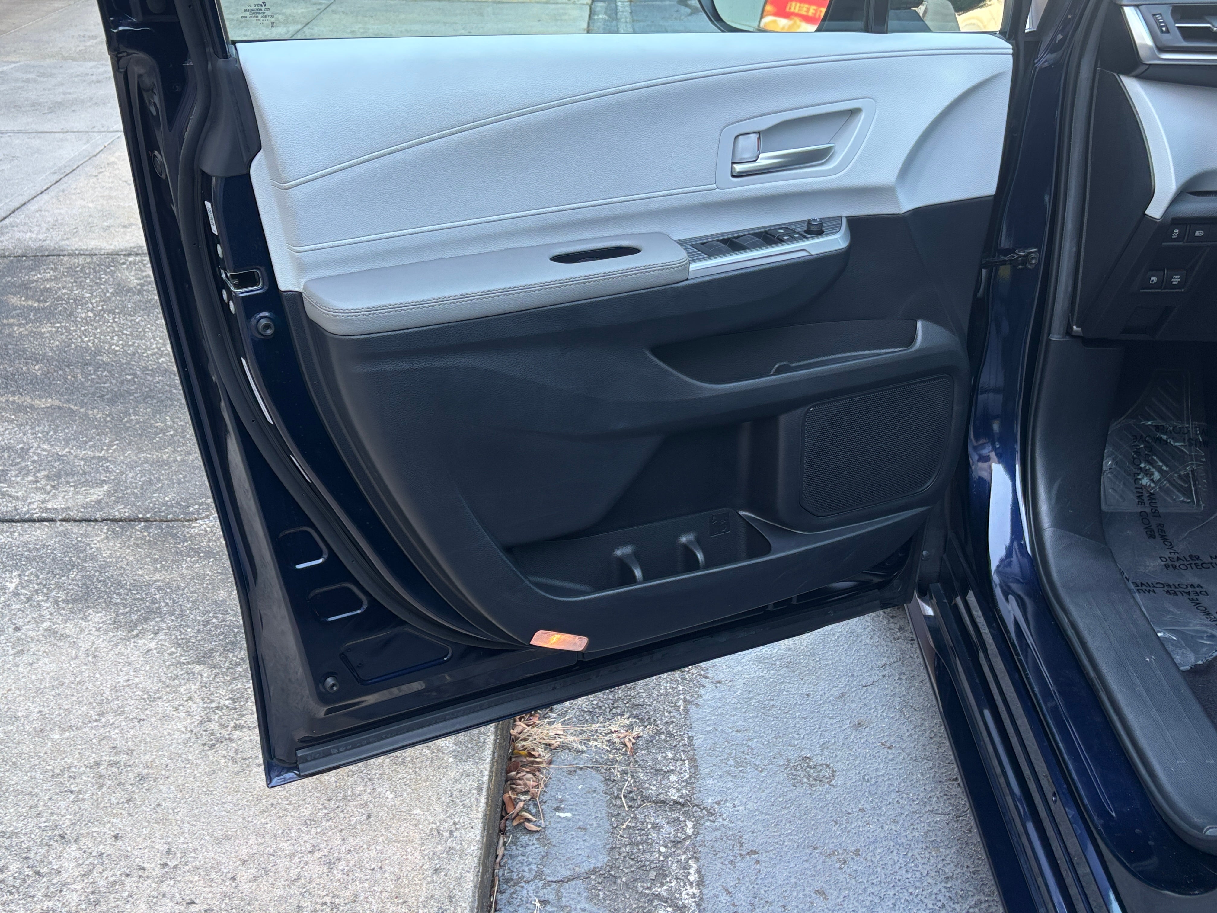 2025 Toyota Sienna