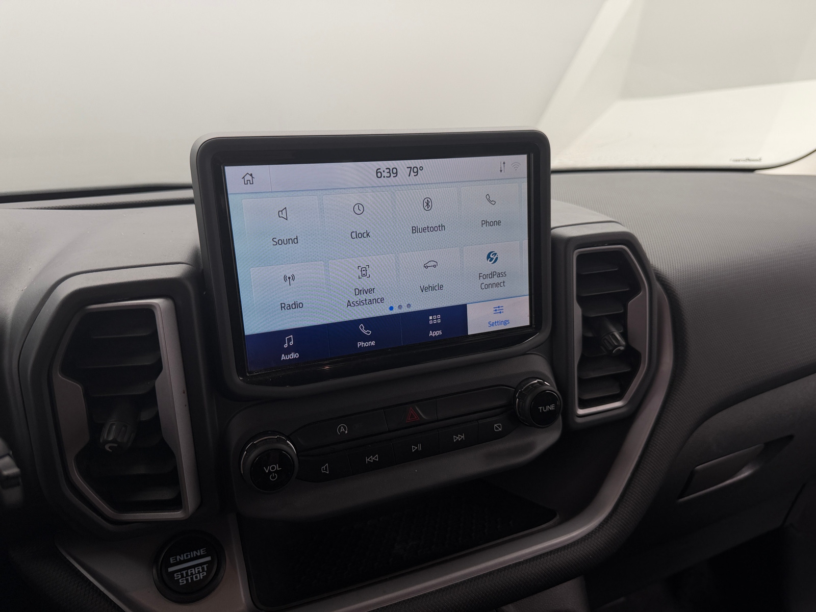 Thumbnail: 2021 Ford Bronco Sport - 4