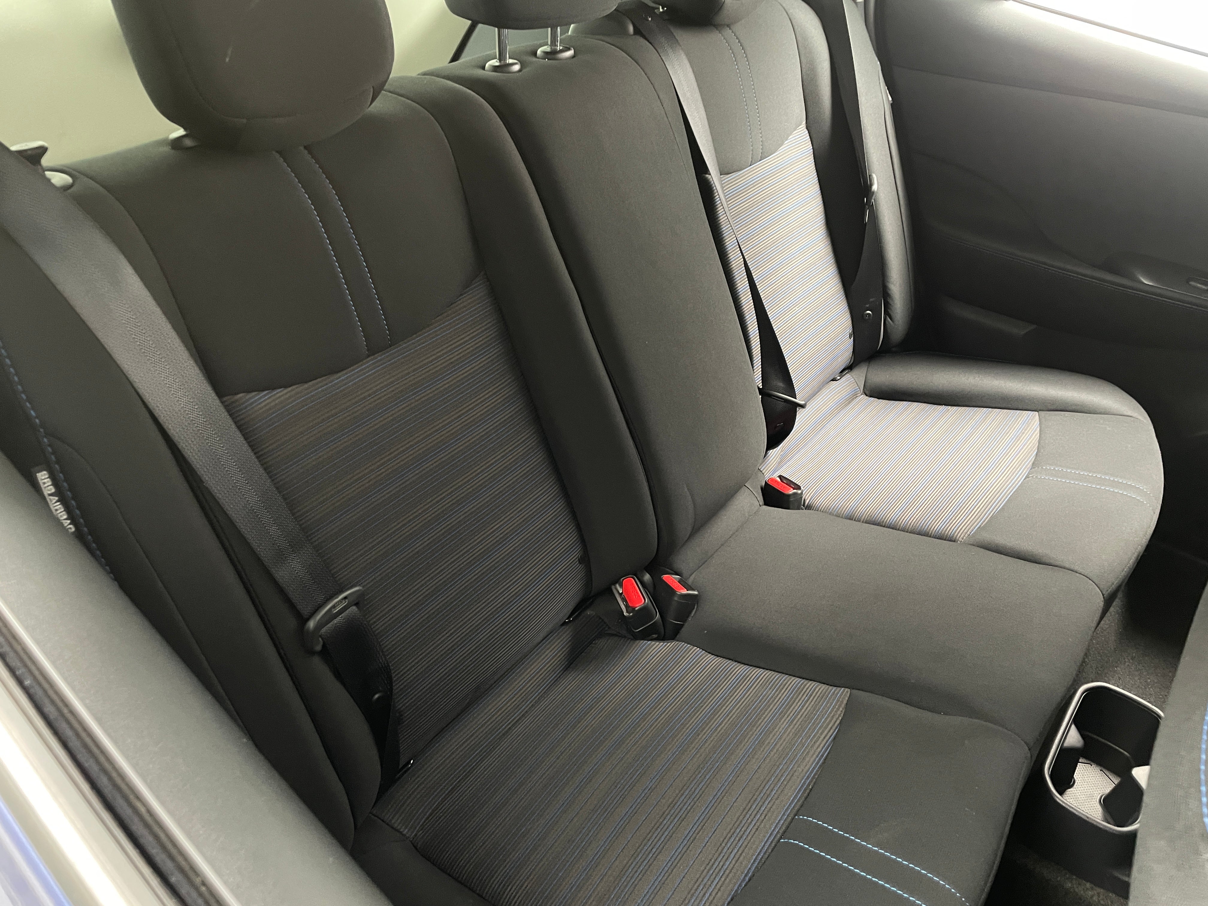 2025 Nissan Leaf S