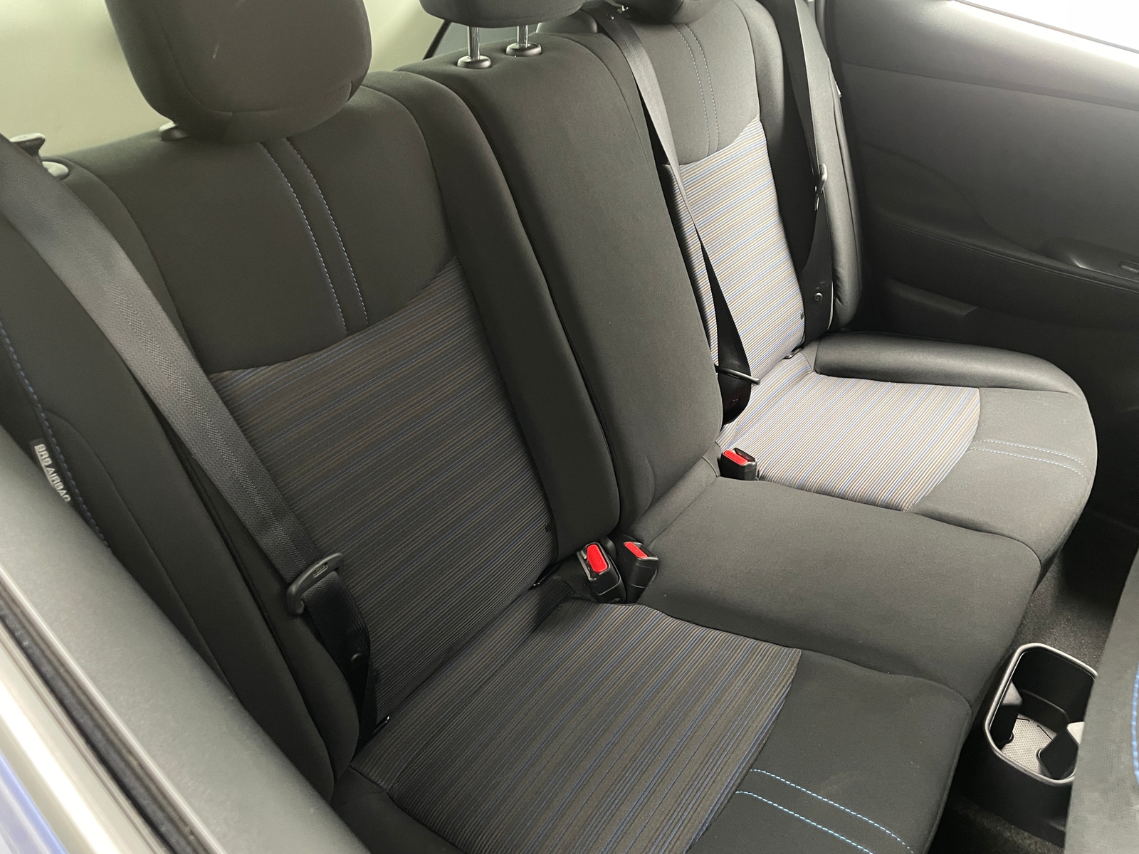 Thumbnail: 2025 Nissan Leaf - 6