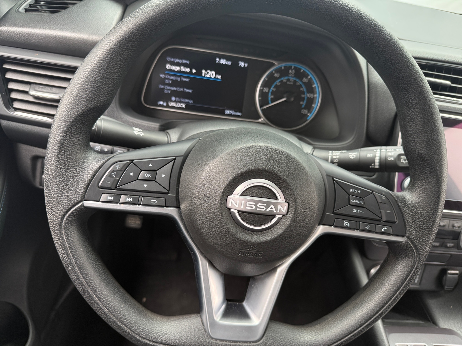 Thumbnail: 2025 Nissan Leaf - 5