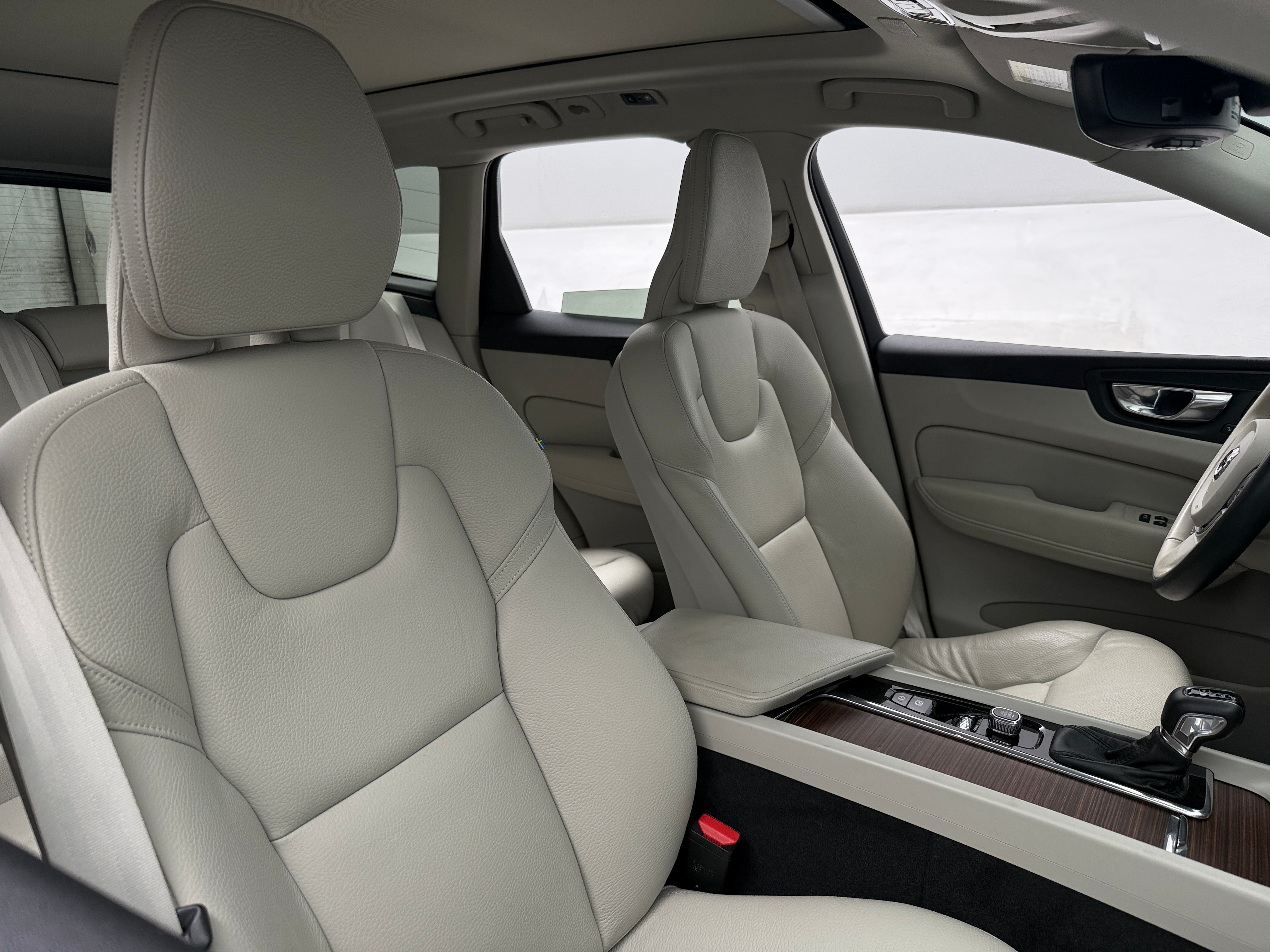 2021 Volvo XC60 Momentum