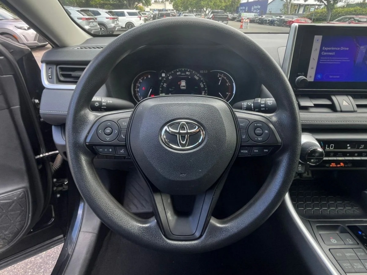 Thumbnail: 2024 Toyota RAV4 - 4