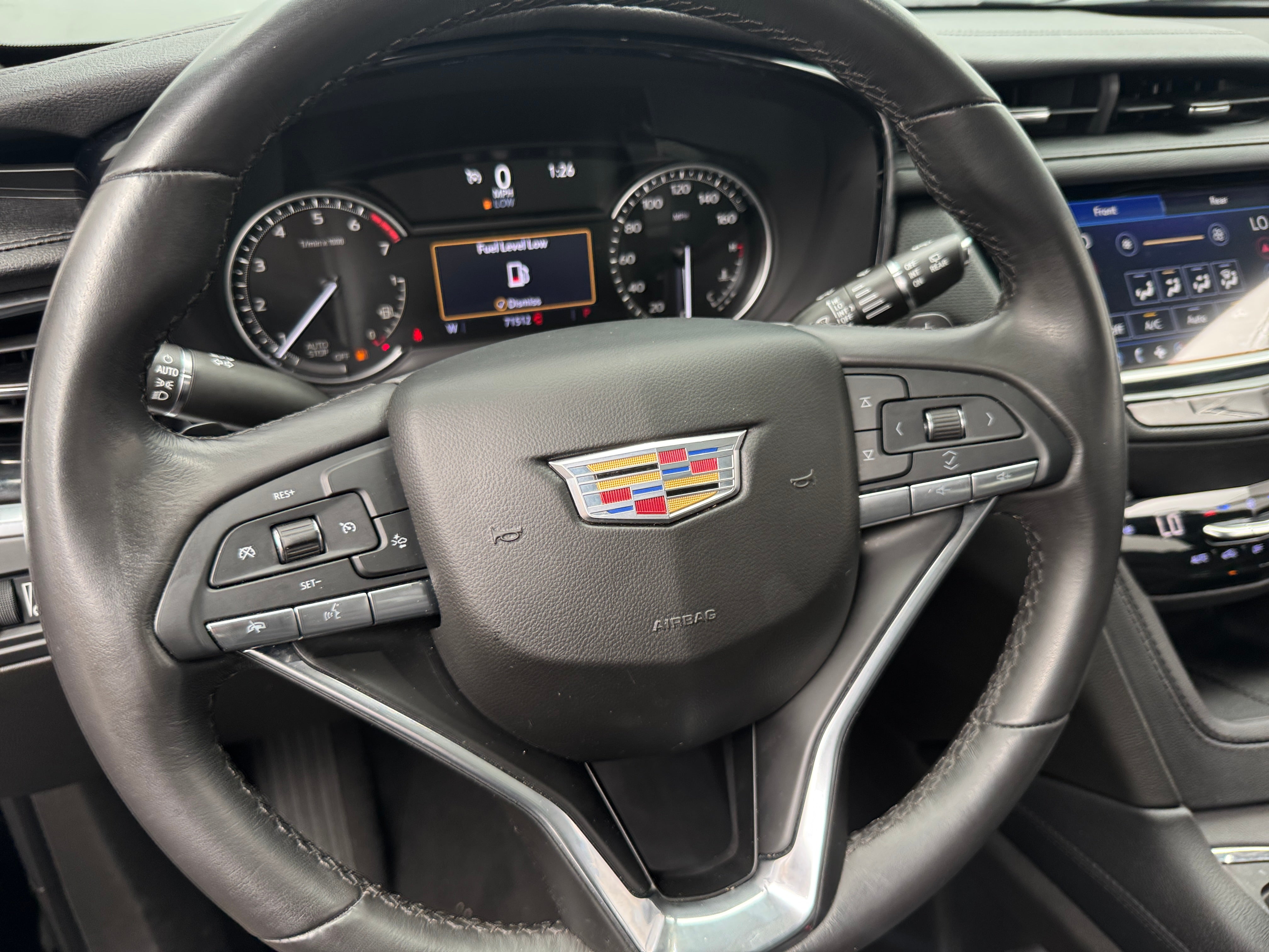 2023 Cadillac XT6