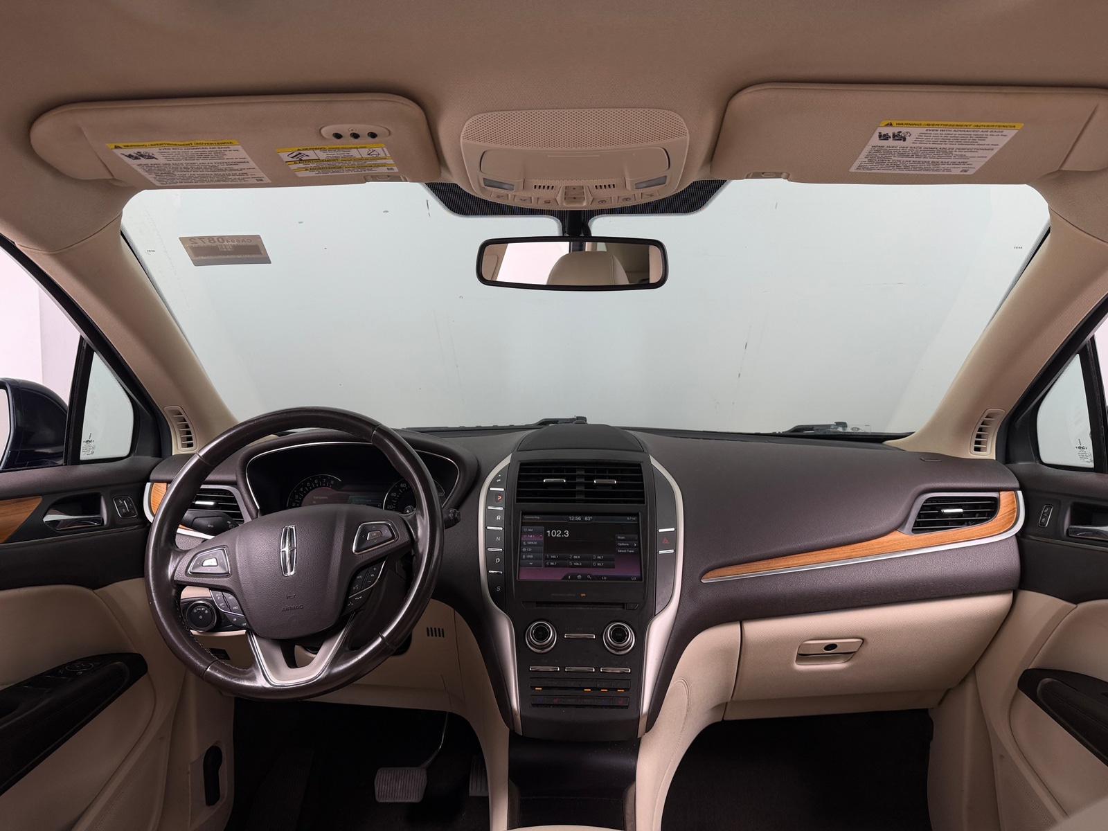Thumbnail: 2015 Lincoln MKC - 2