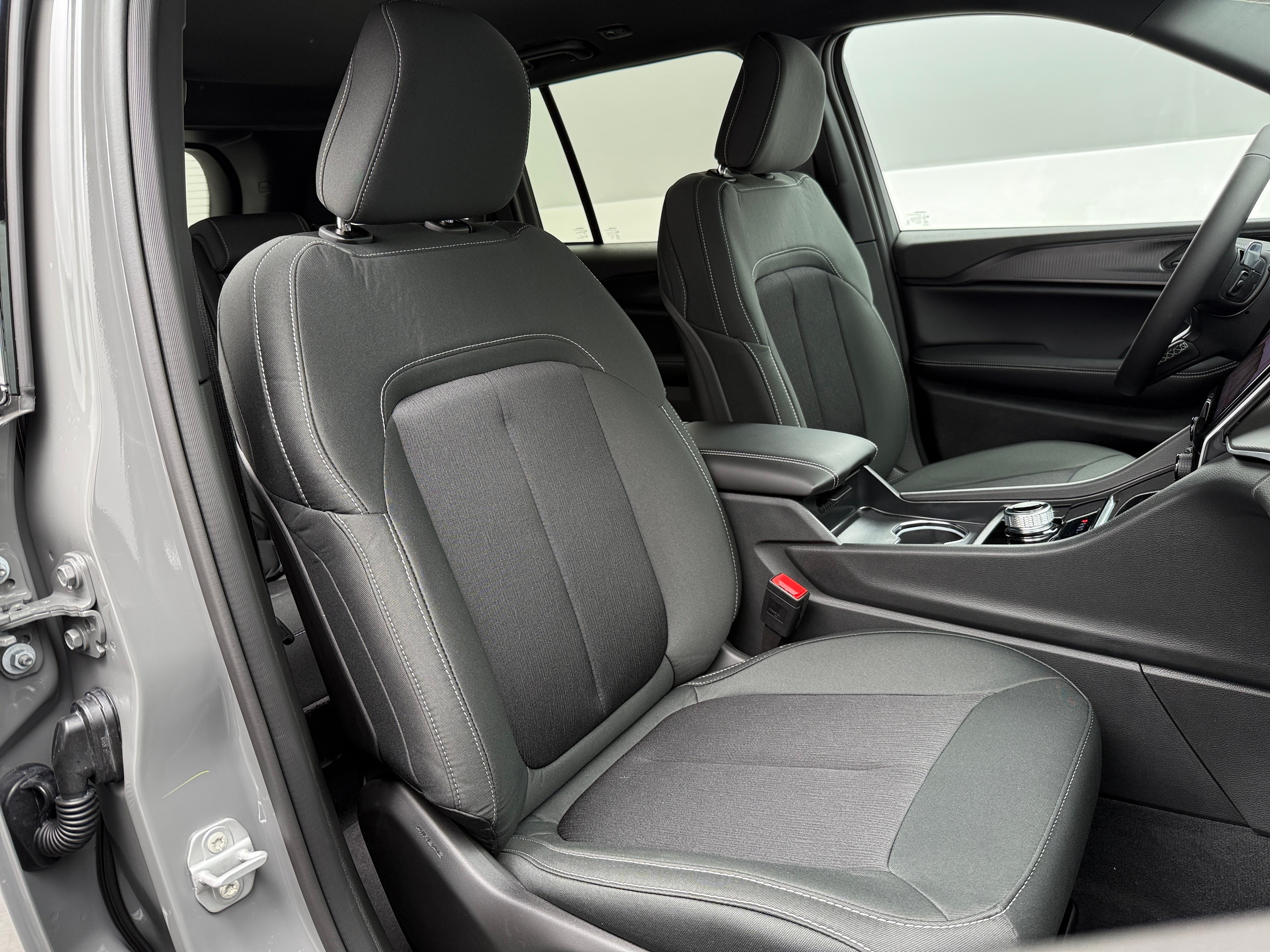 2027 Jeep Grand Cherokee