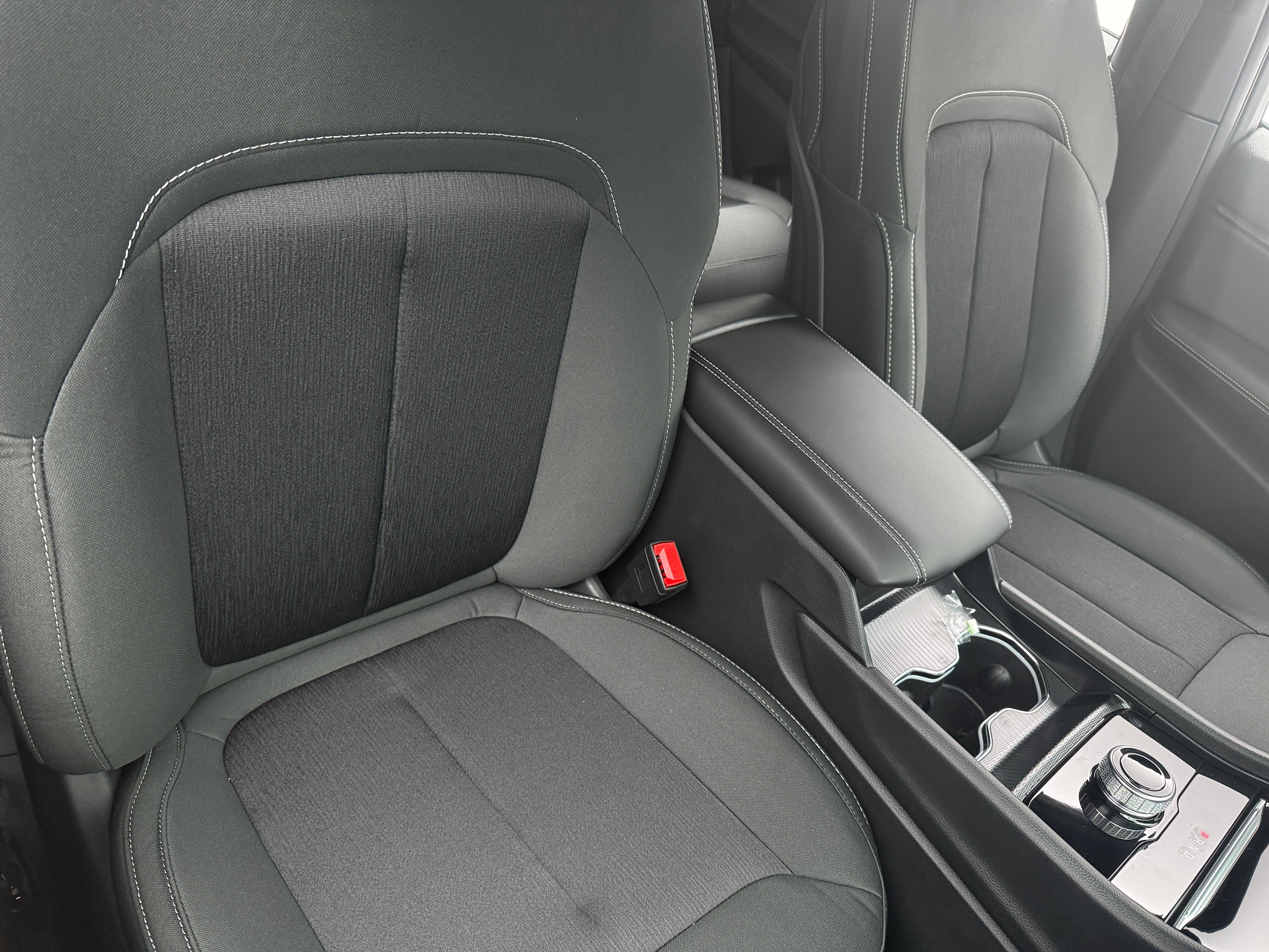 2027 Jeep Grand Cherokee