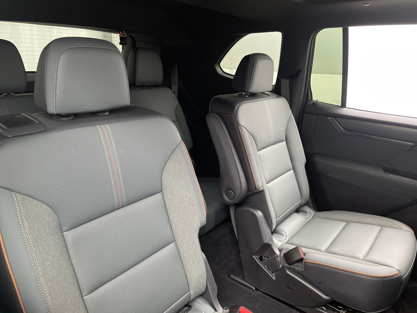 Thumbnail: 2024 GMC Acadia - 5
