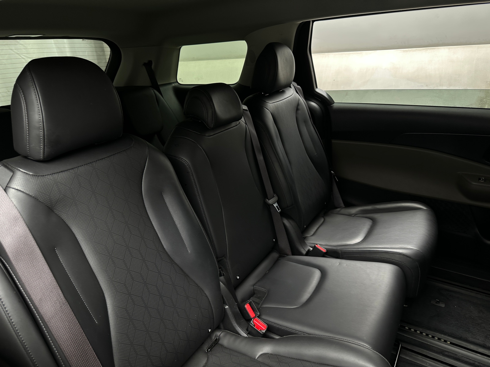 Thumbnail: 2025 Kia Carnival - 5