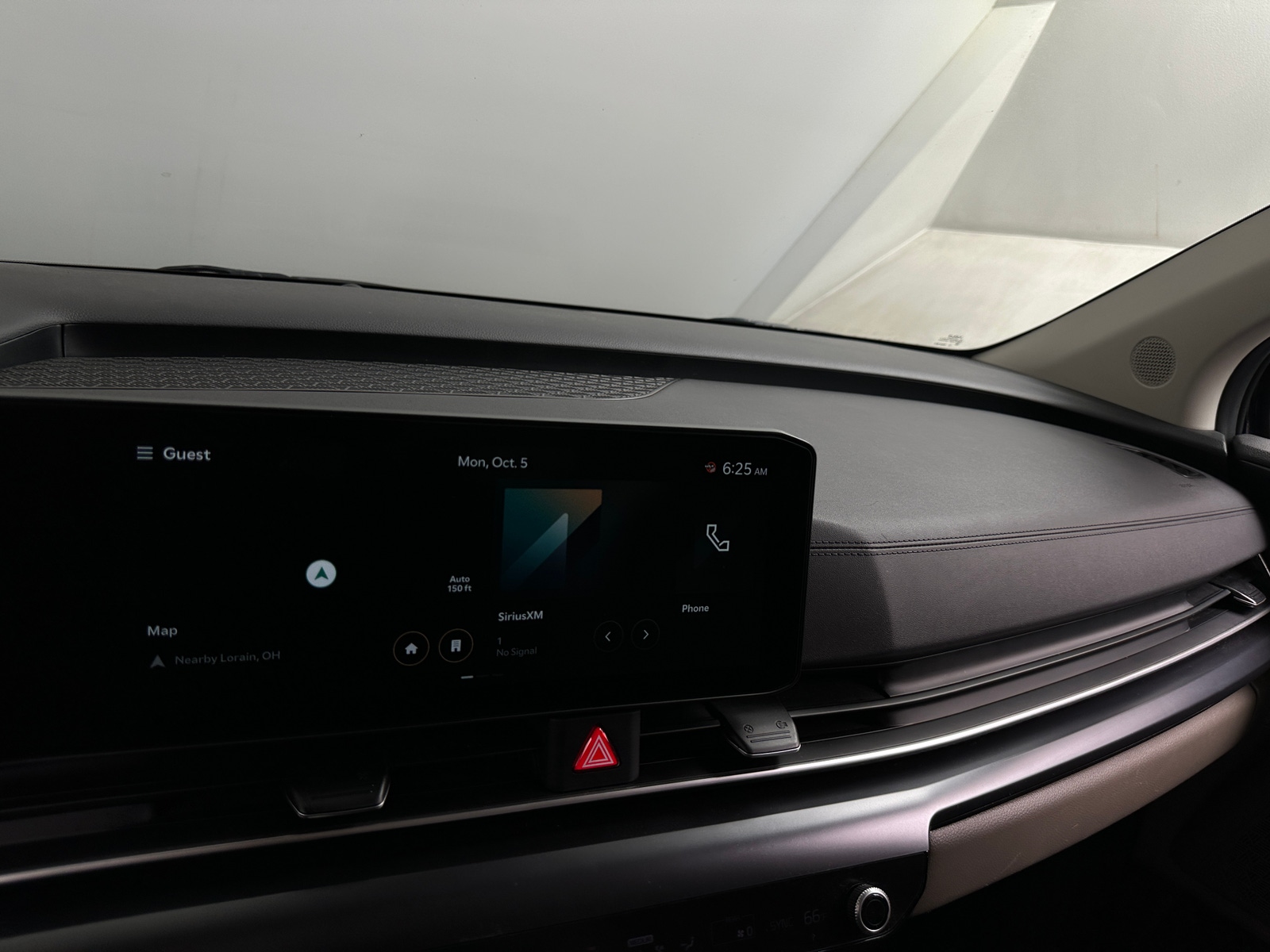 Thumbnail: 2025 Kia Carnival - 3