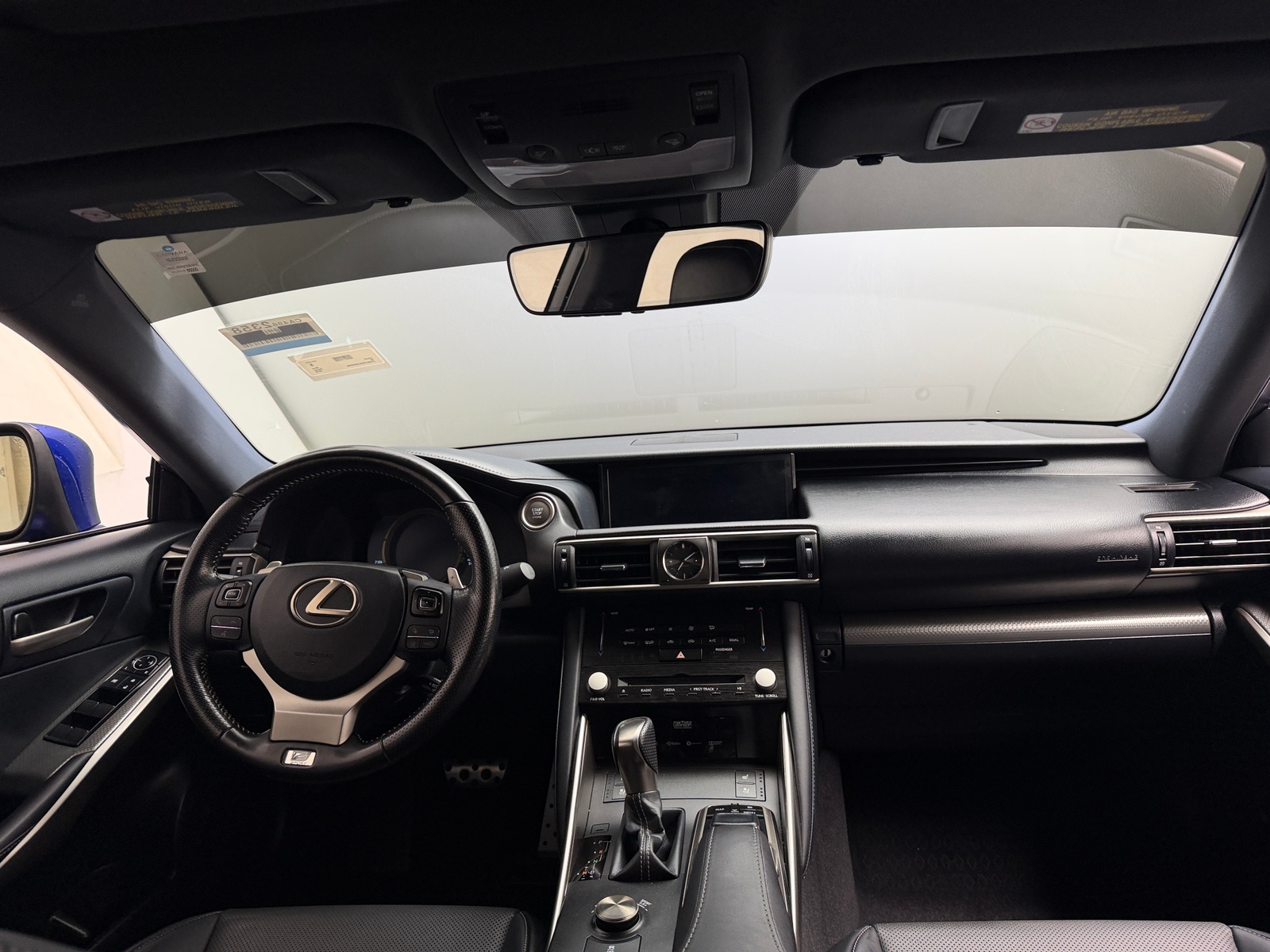 Thumbnail: 2018 Lexus IS - 3