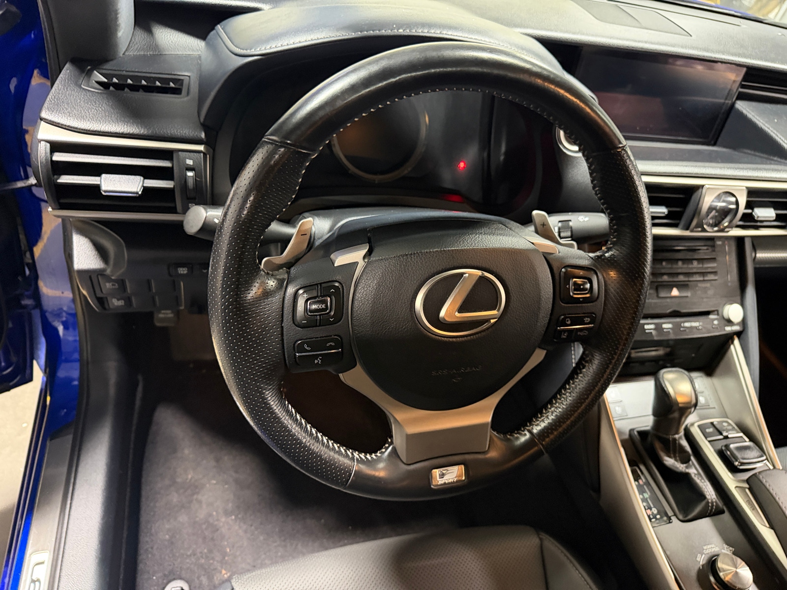 Thumbnail: 2018 Lexus IS - 5