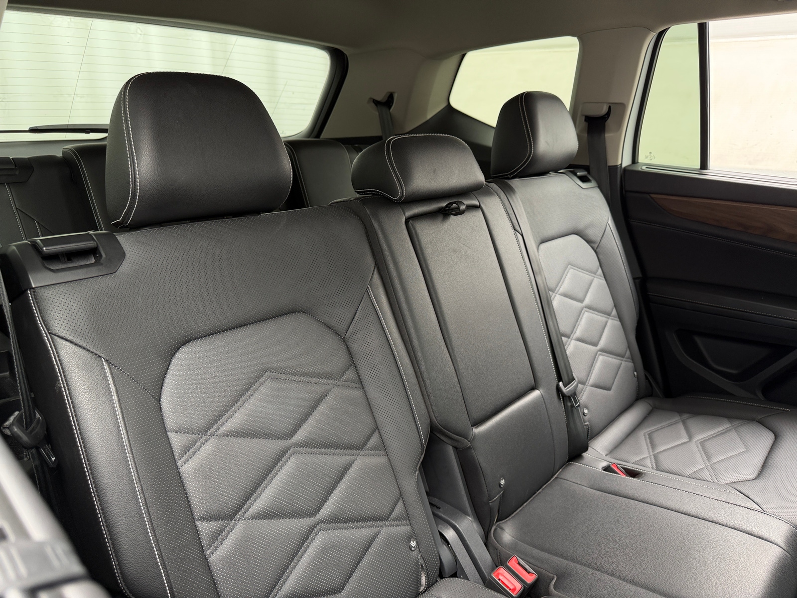 Thumbnail: 2025 Volkswagen Atlas - 5