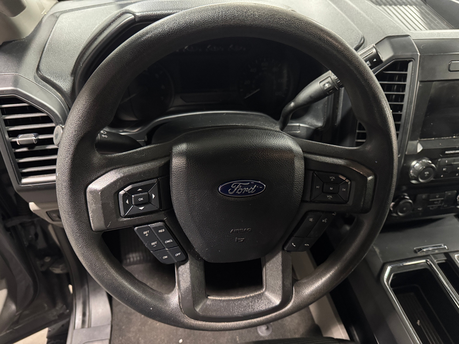 Thumbnail: 2020 Ford Econoline - 5