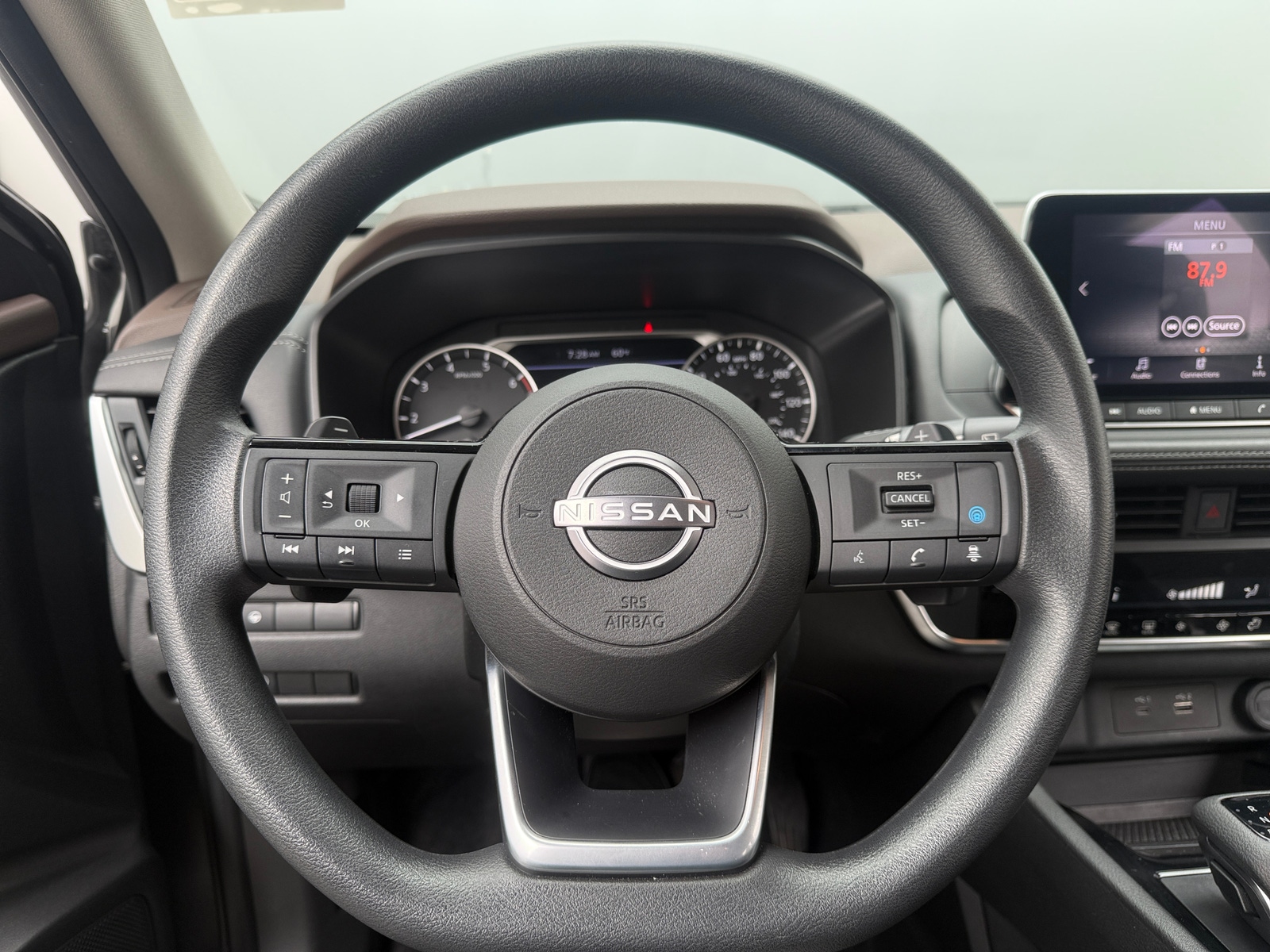 Thumbnail: 2023 Nissan Rogue - 5
