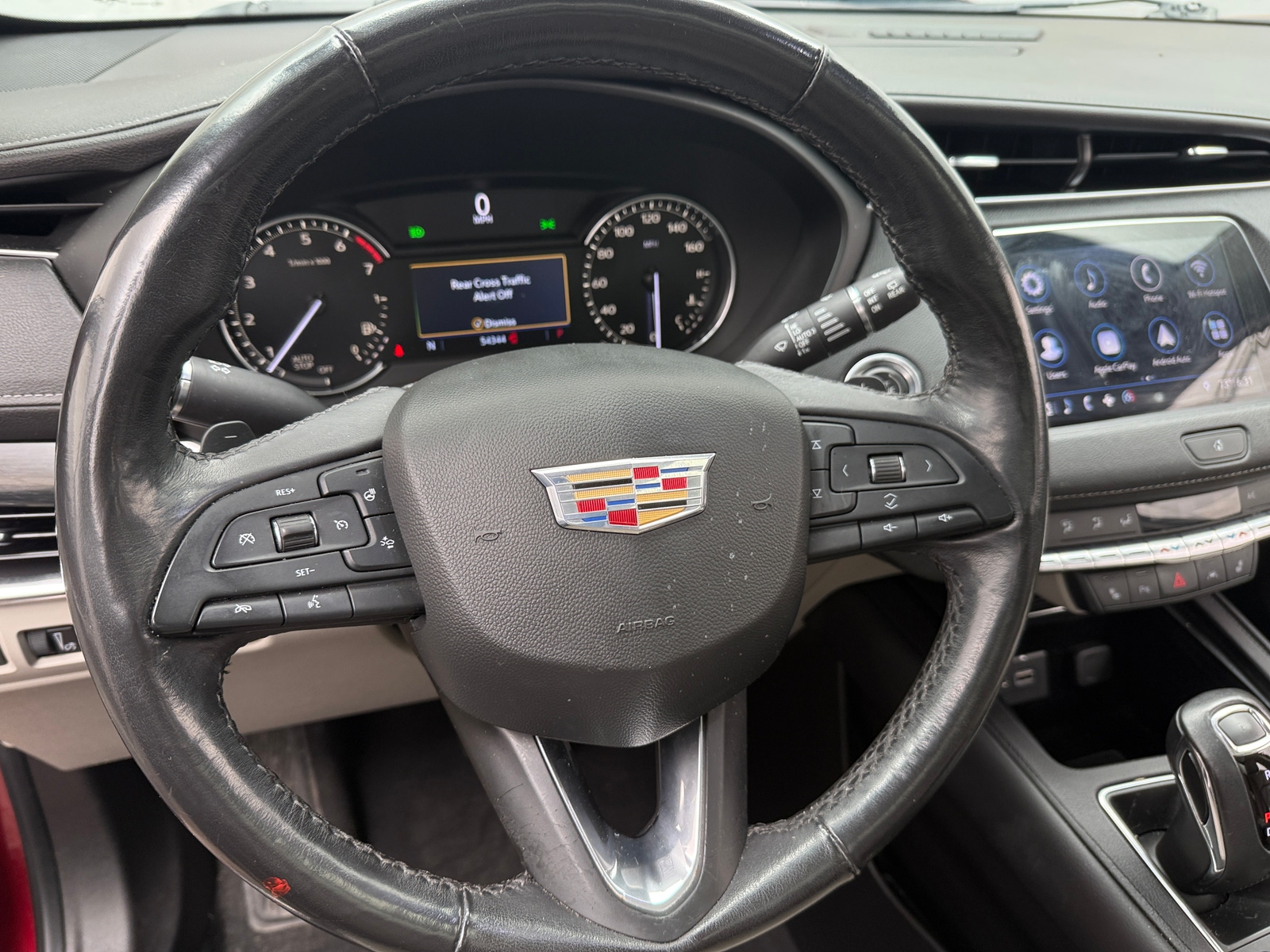Thumbnail: 2019 Cadillac XT4 - 4