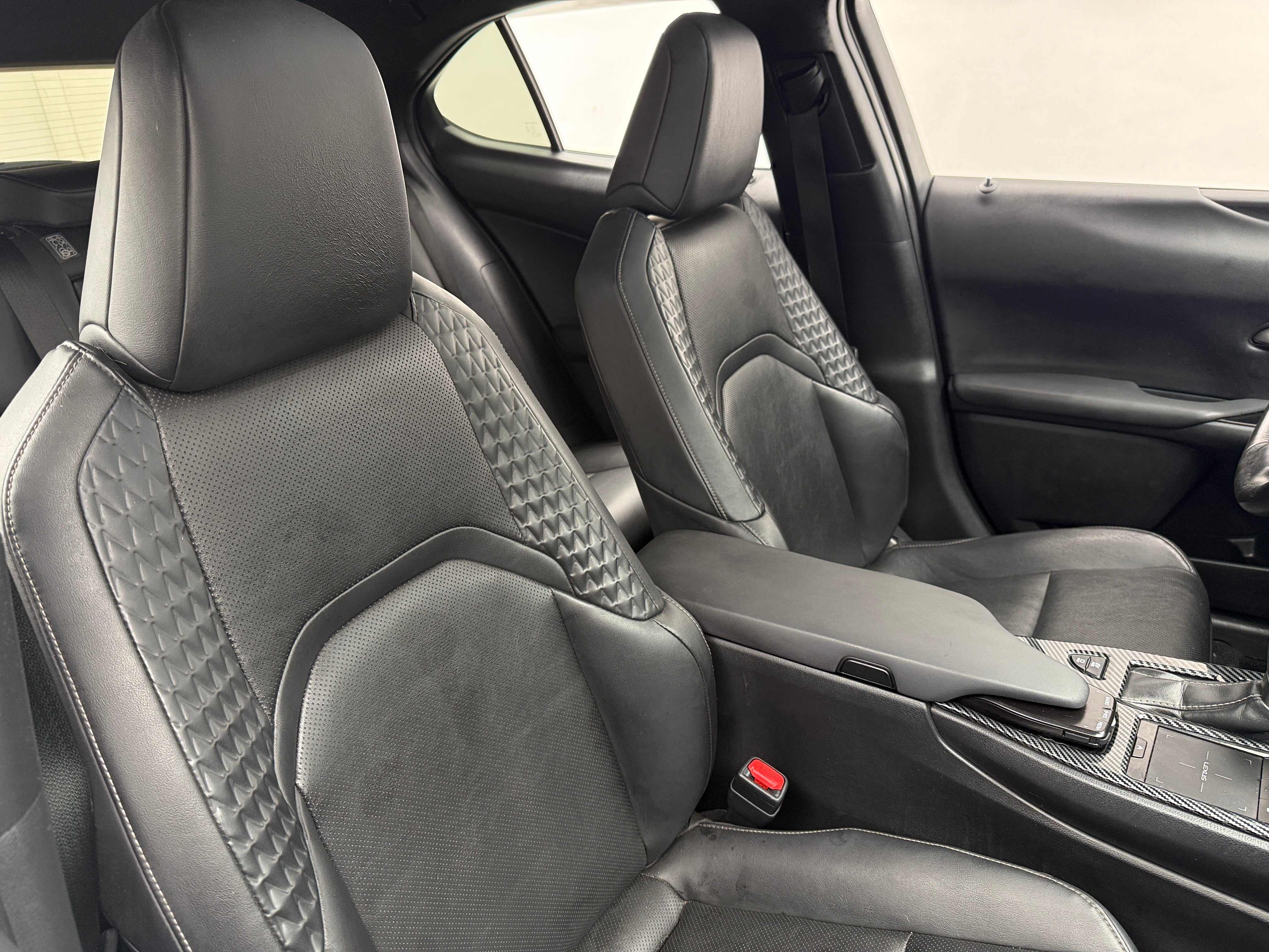 2020 Lexus UX Hybrid 250h