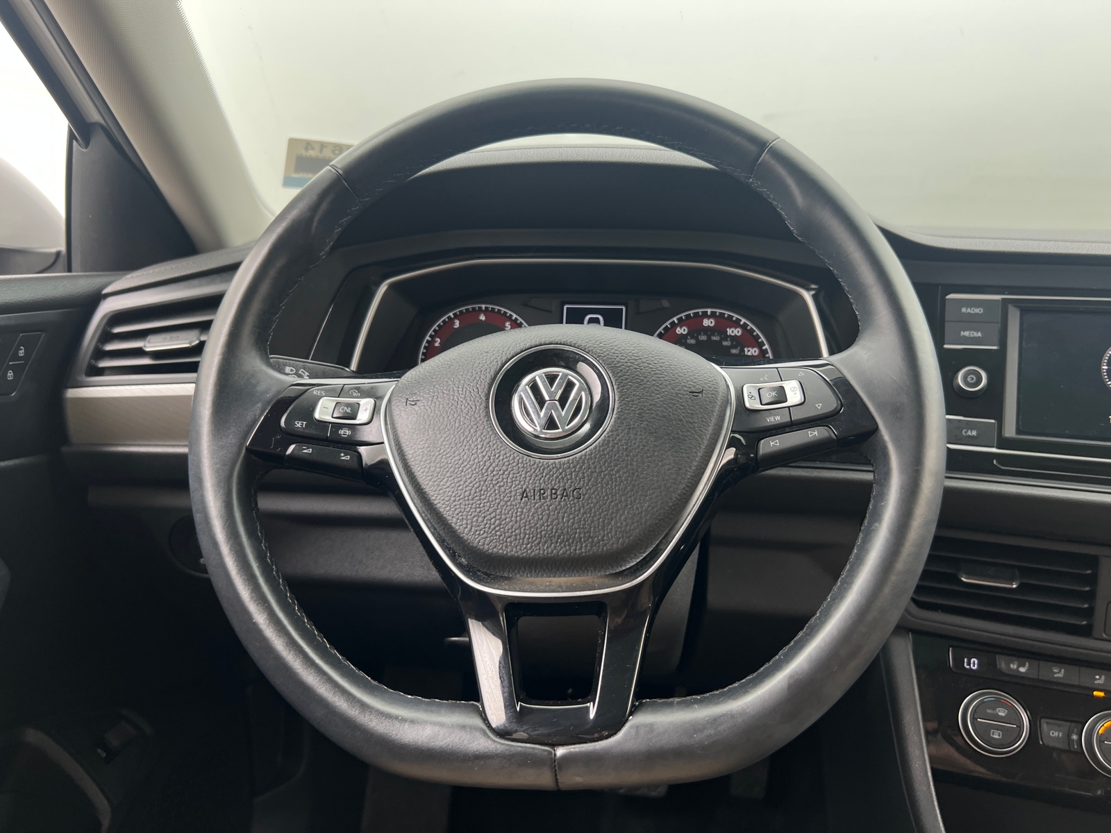 Thumbnail: 2019 Volkswagen Jetta - 5